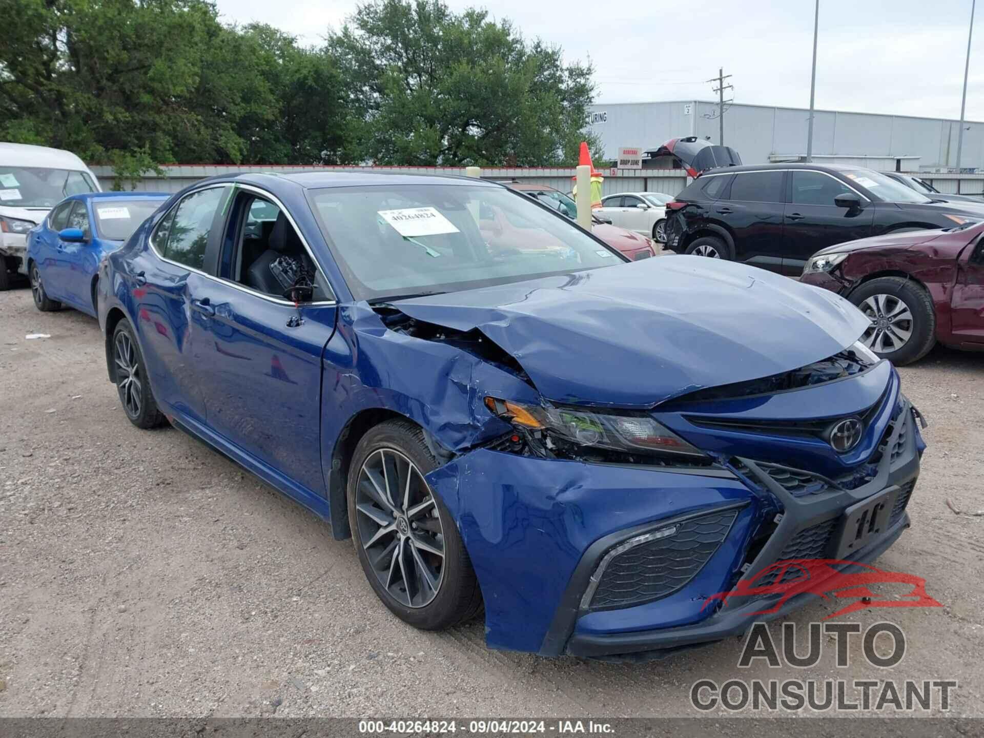 TOYOTA CAMRY 2023 - 4T1T11AK6PU151892