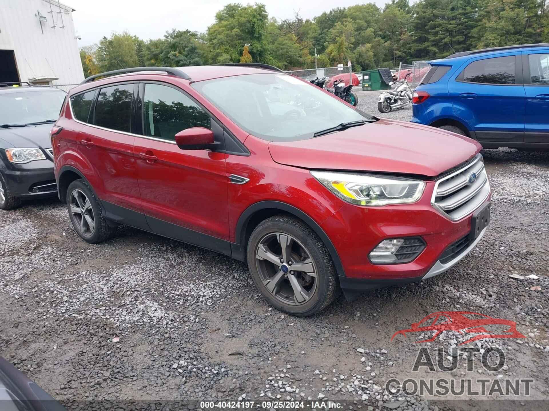 FORD ESCAPE 2017 - 1FMCU9G92HUE19736