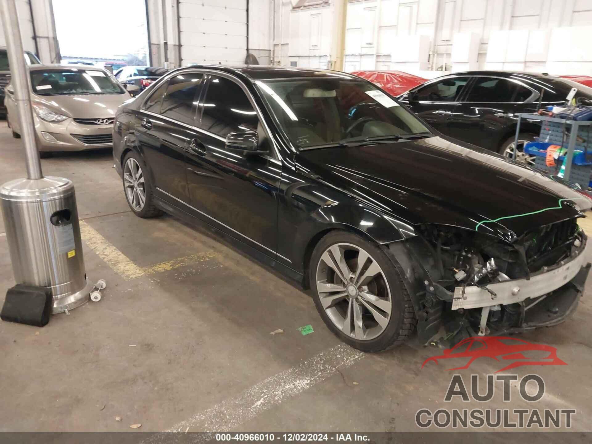MERCEDES-BENZ C 300 2010 - WDDGF8BBXAF447966