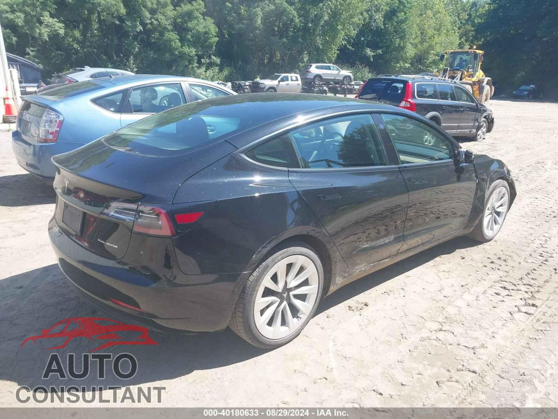 TESLA MODEL 3 2021 - 5YJ3E1EB0MF901875