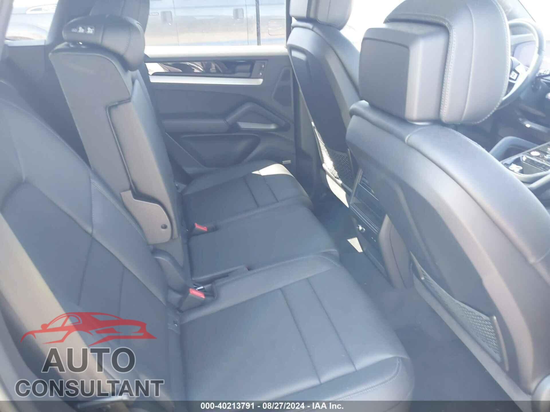 PORSCHE CAYENNE 2024 - WP1AA2AY2RDA09420