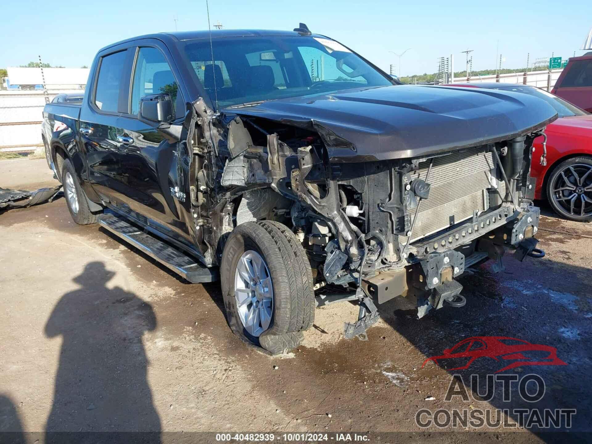 CHEVROLET SILVERADO 1500 2019 - 1GCUYDED5KZ423846
