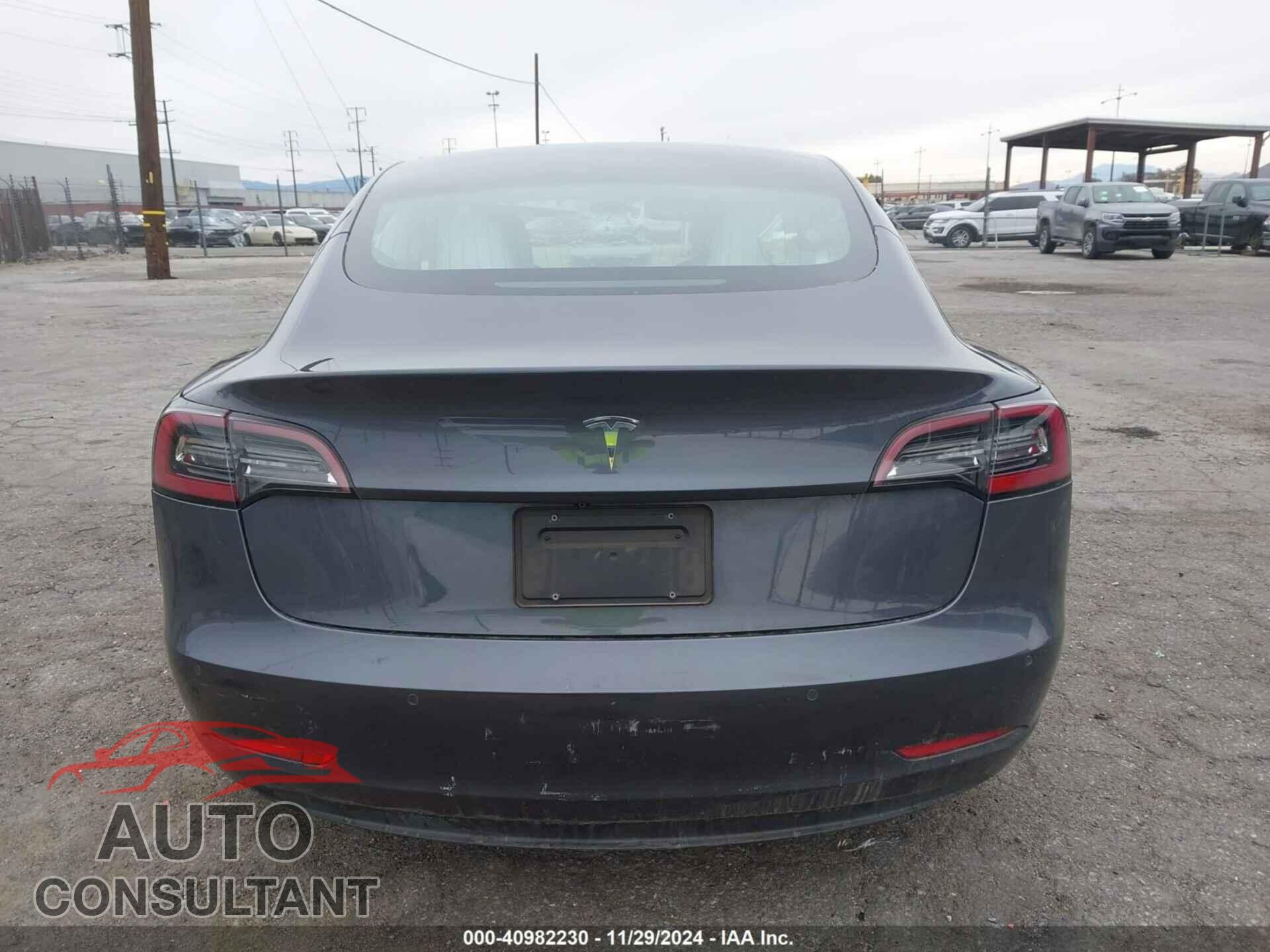 TESLA MODEL 3 2019 - 5YJ3E1EA1KF432011