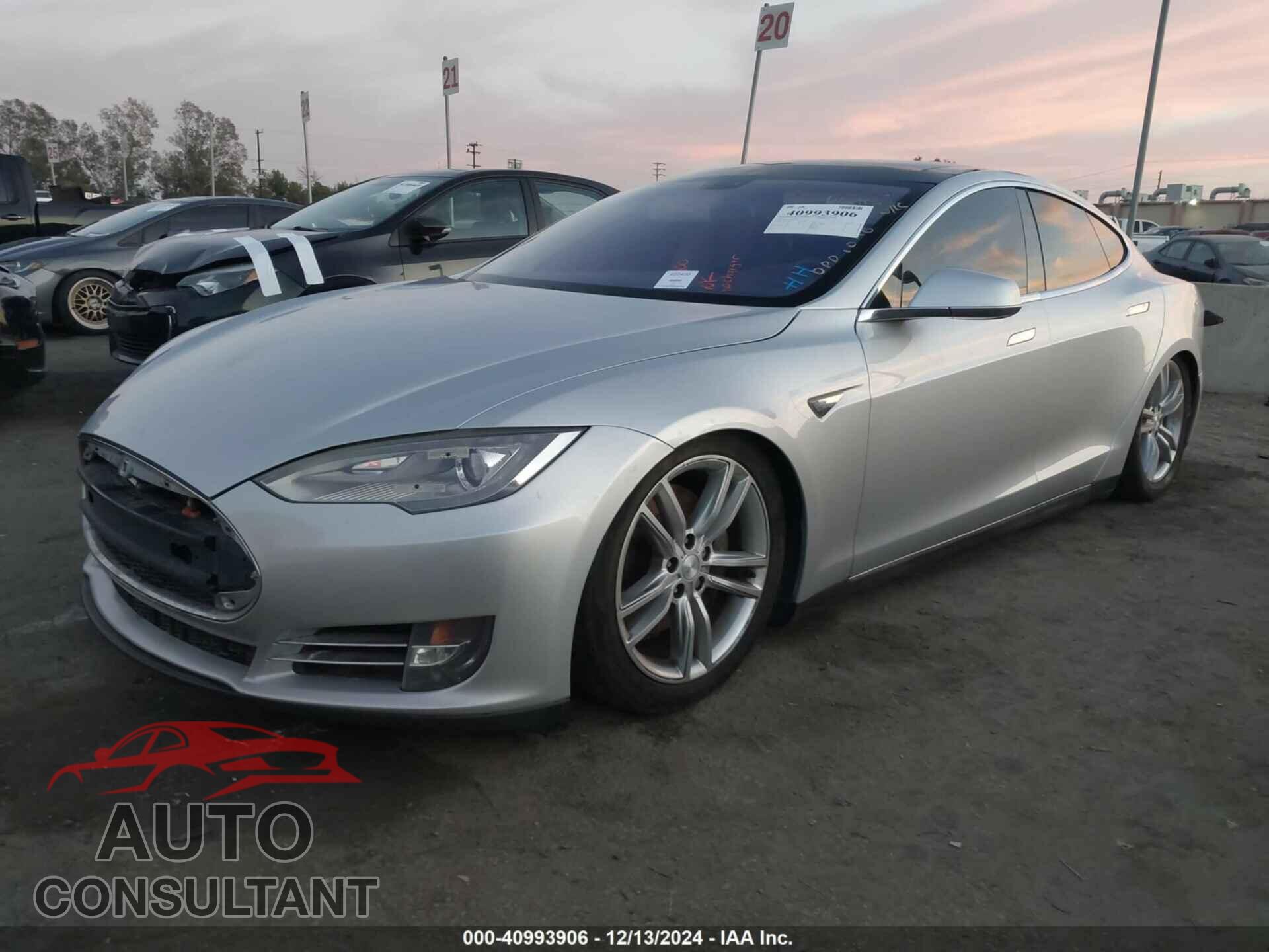 TESLA MODEL S 2013 - 5YJSA1CP9DFP08016