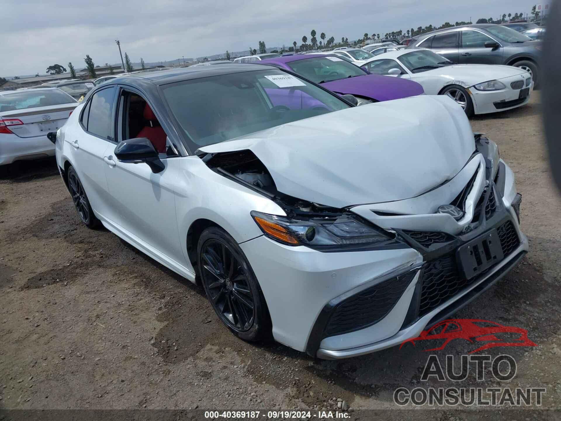 TOYOTA CAMRY 2022 - 4T1KZ1AK3NU068552