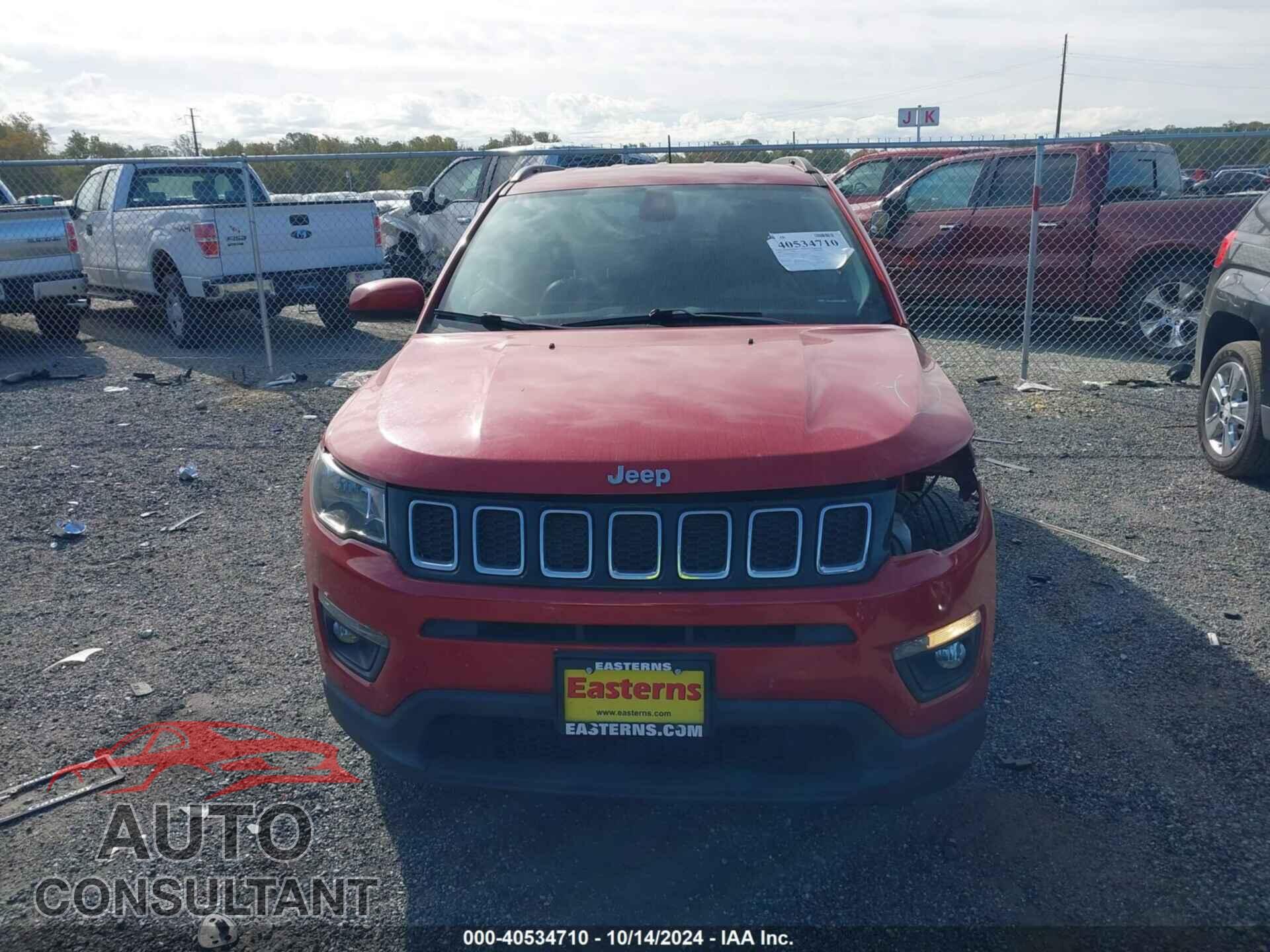 JEEP COMPASS 2018 - 3C4NJDBB2JT401515