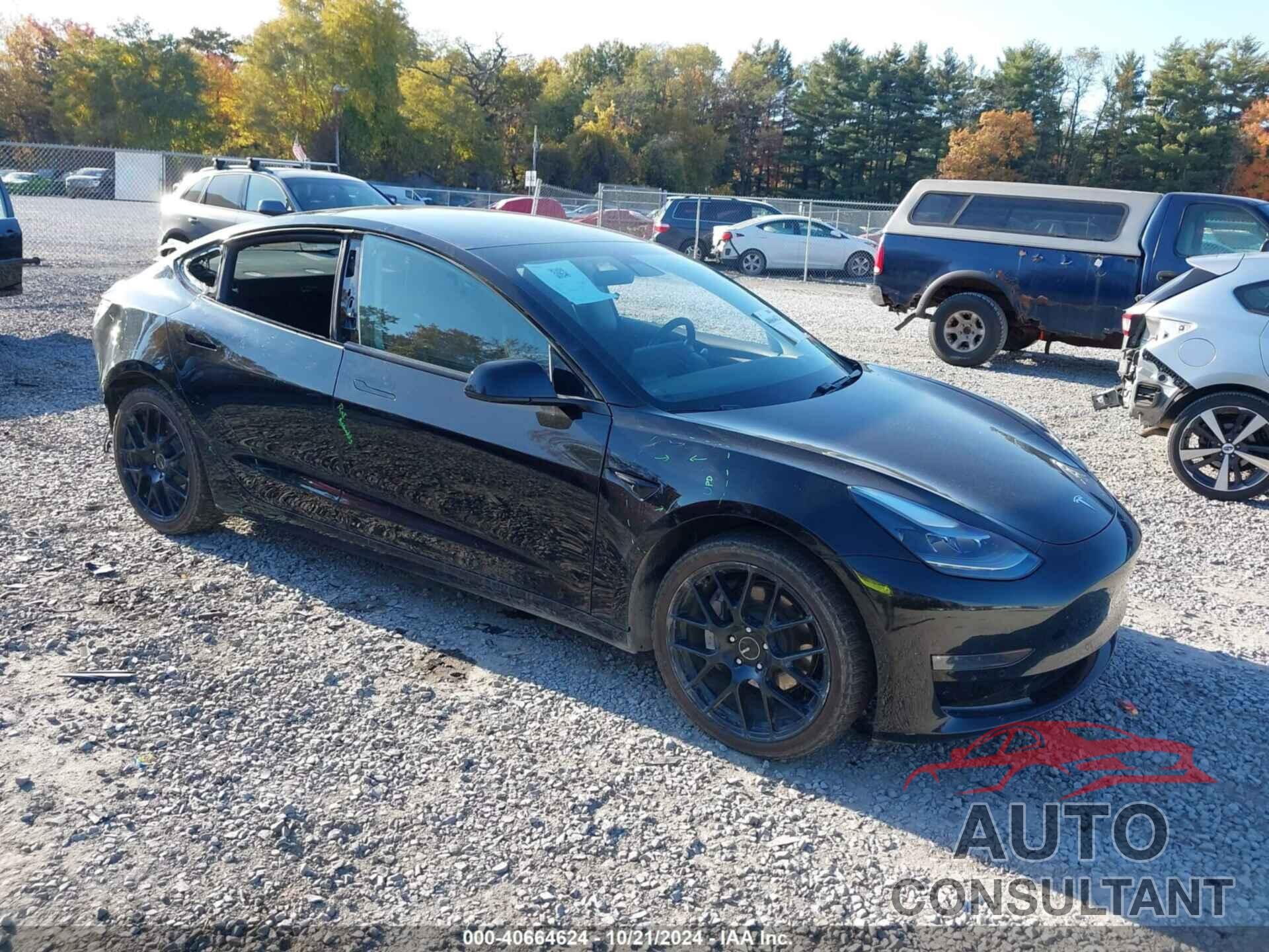 TESLA MODEL 3 2021 - 5YJ3E1EB1MF085484