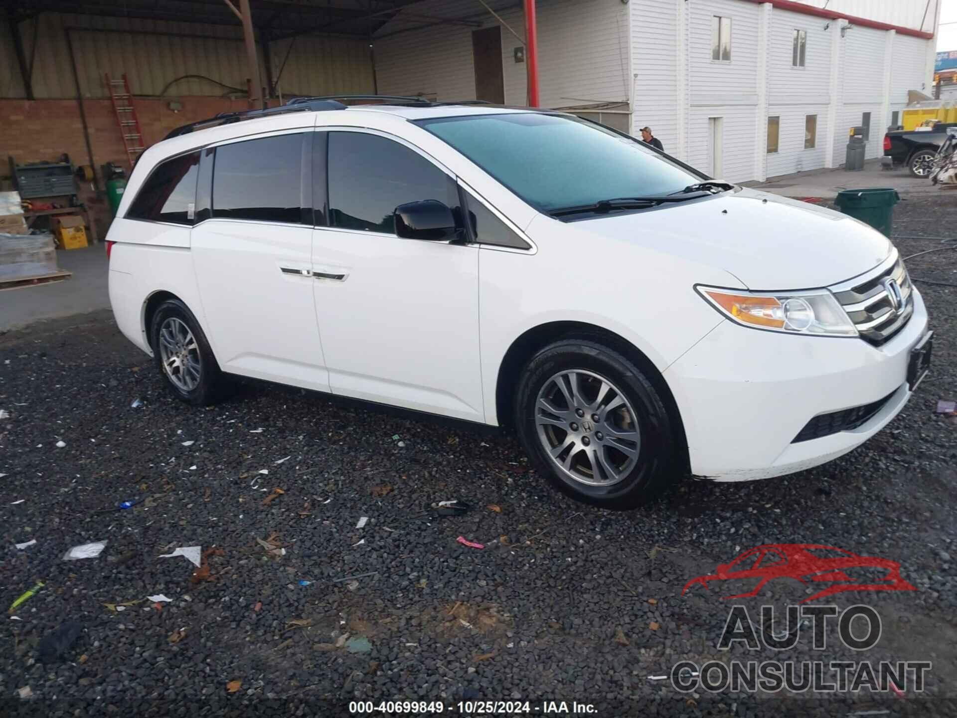 HONDA ODYSSEY 2013 - 5FNRL5H65DB076292