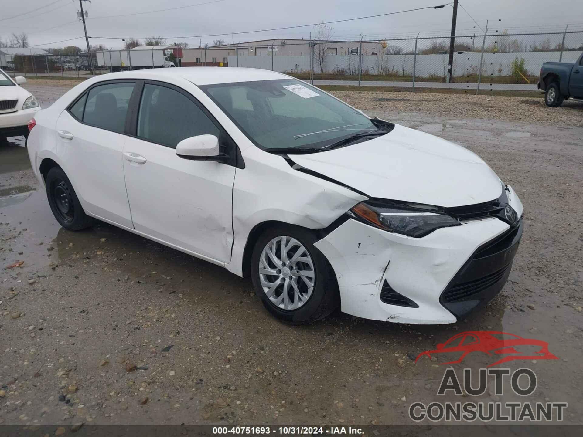 TOYOTA COROLLA 2018 - 2T1BURHEXJC093831