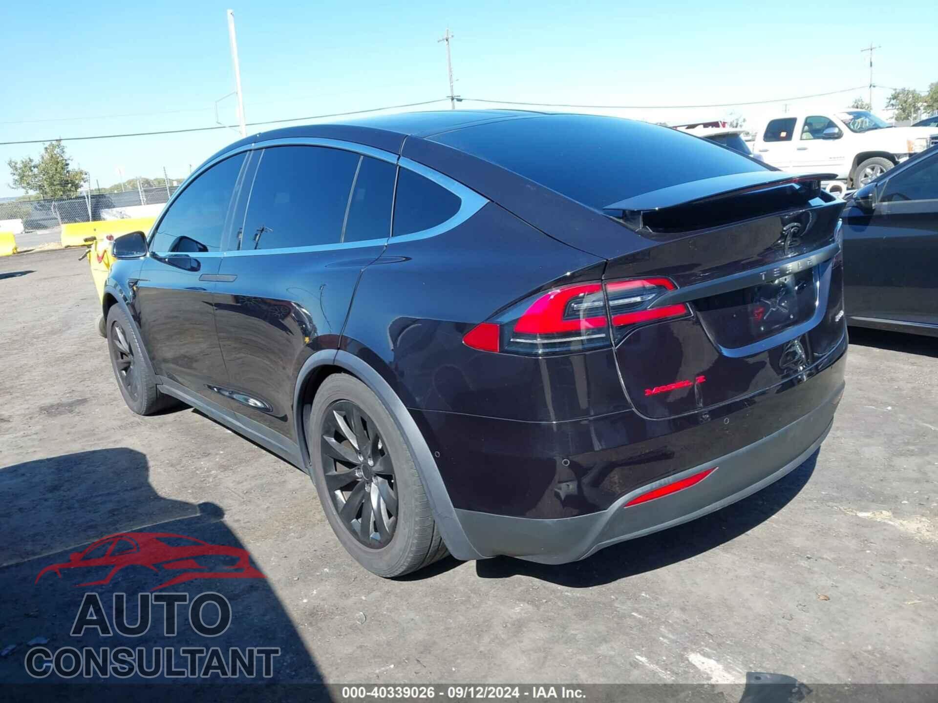 TESLA MODEL X 2017 - 5YJXCBE21HF054223