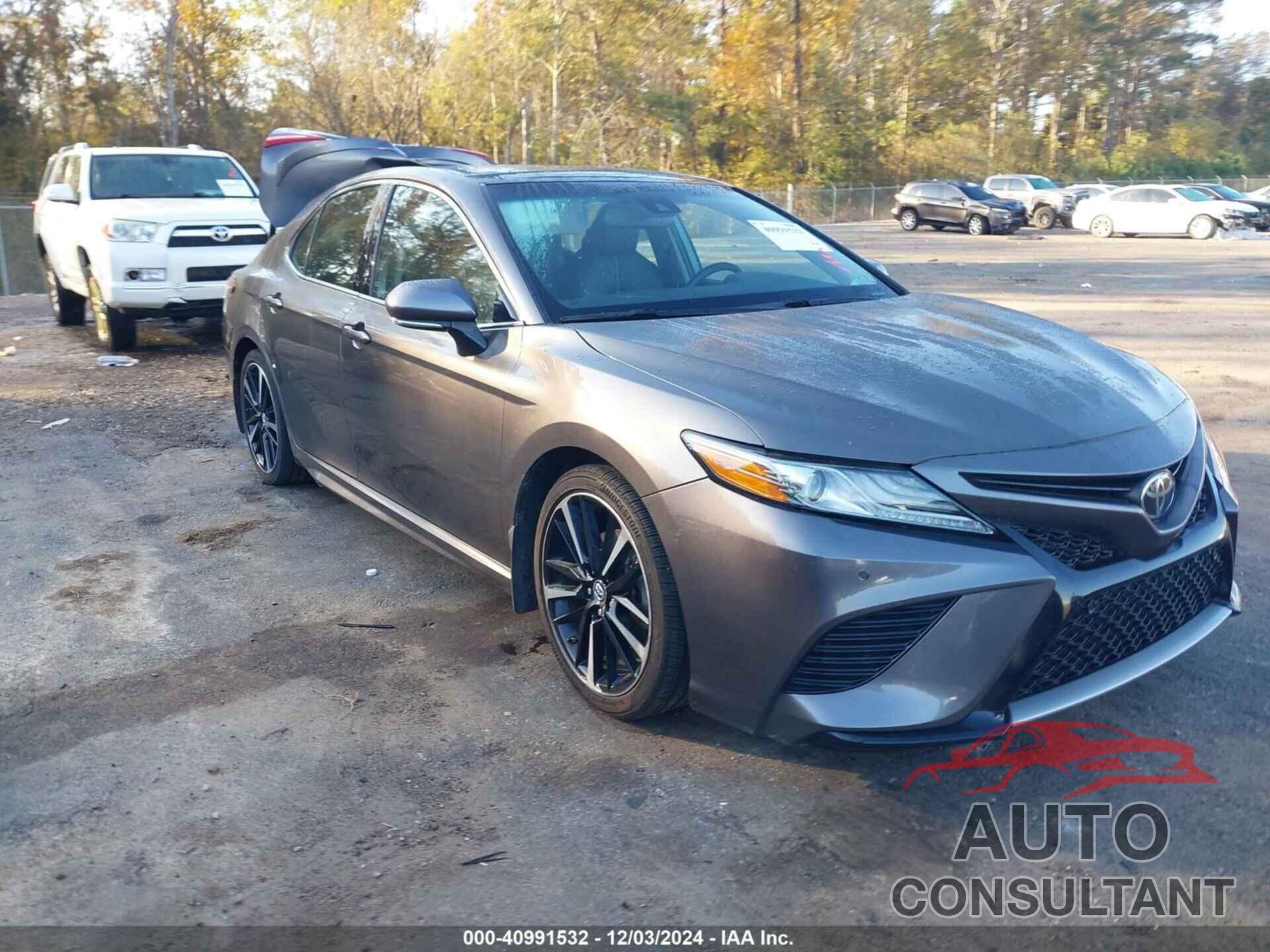 TOYOTA CAMRY 2018 - 4T1B61HK4JU057469
