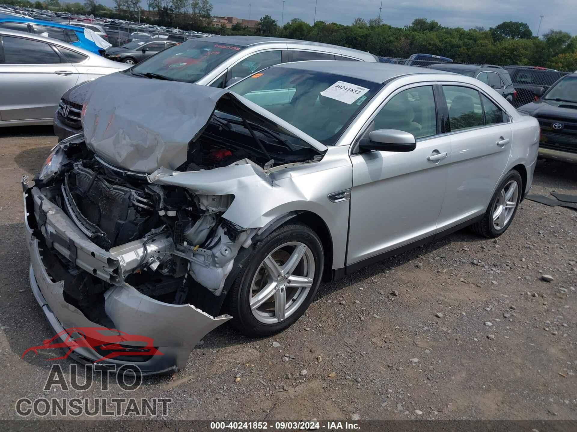 FORD TAURUS 2017 - 1FAHP2E83HG146488