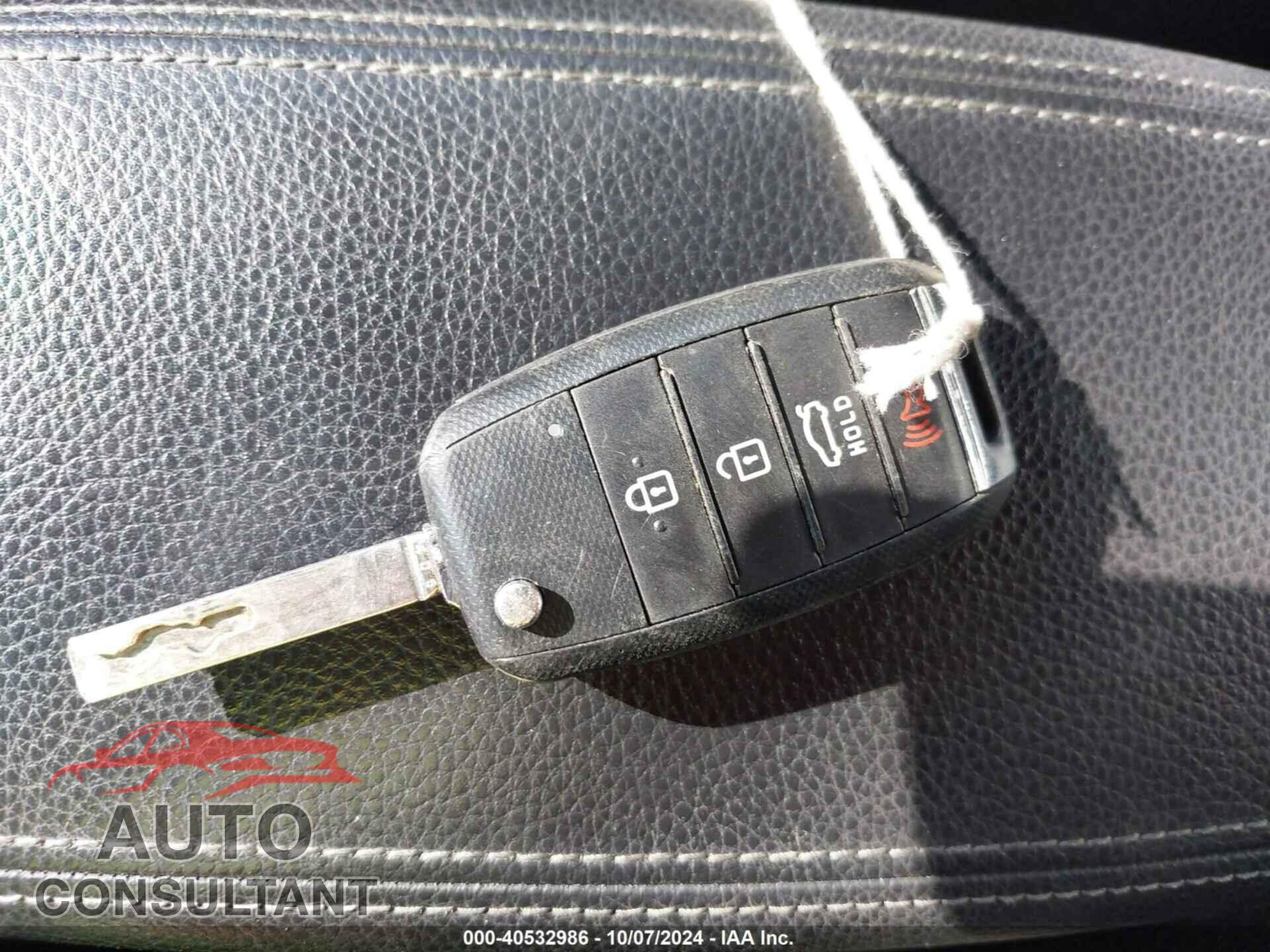 KIA RIO 2018 - 3KPA24AB2JE082005
