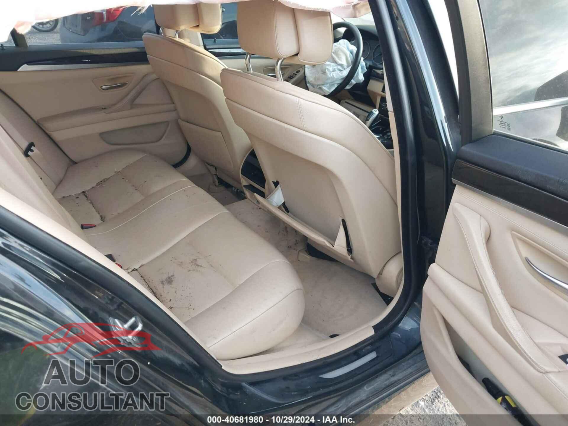 BMW 528I 2012 - WBAXG5C57CDX04706
