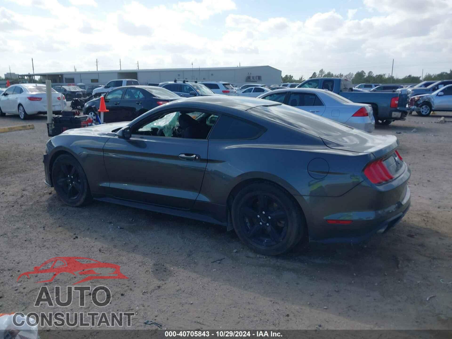 FORD MUSTANG 2018 - 1FA6P8TH2J5132144