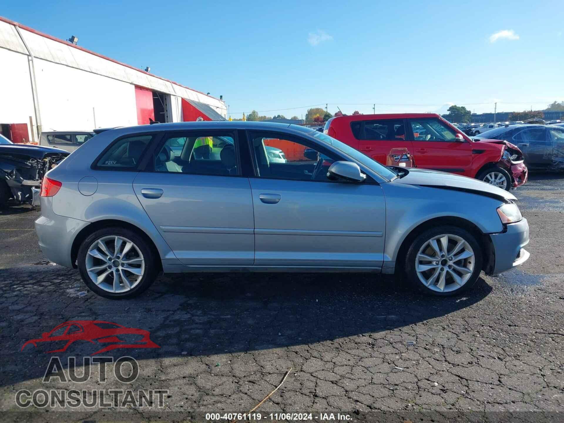 AUDI A3 2012 - WAUBEAFM6CA110928