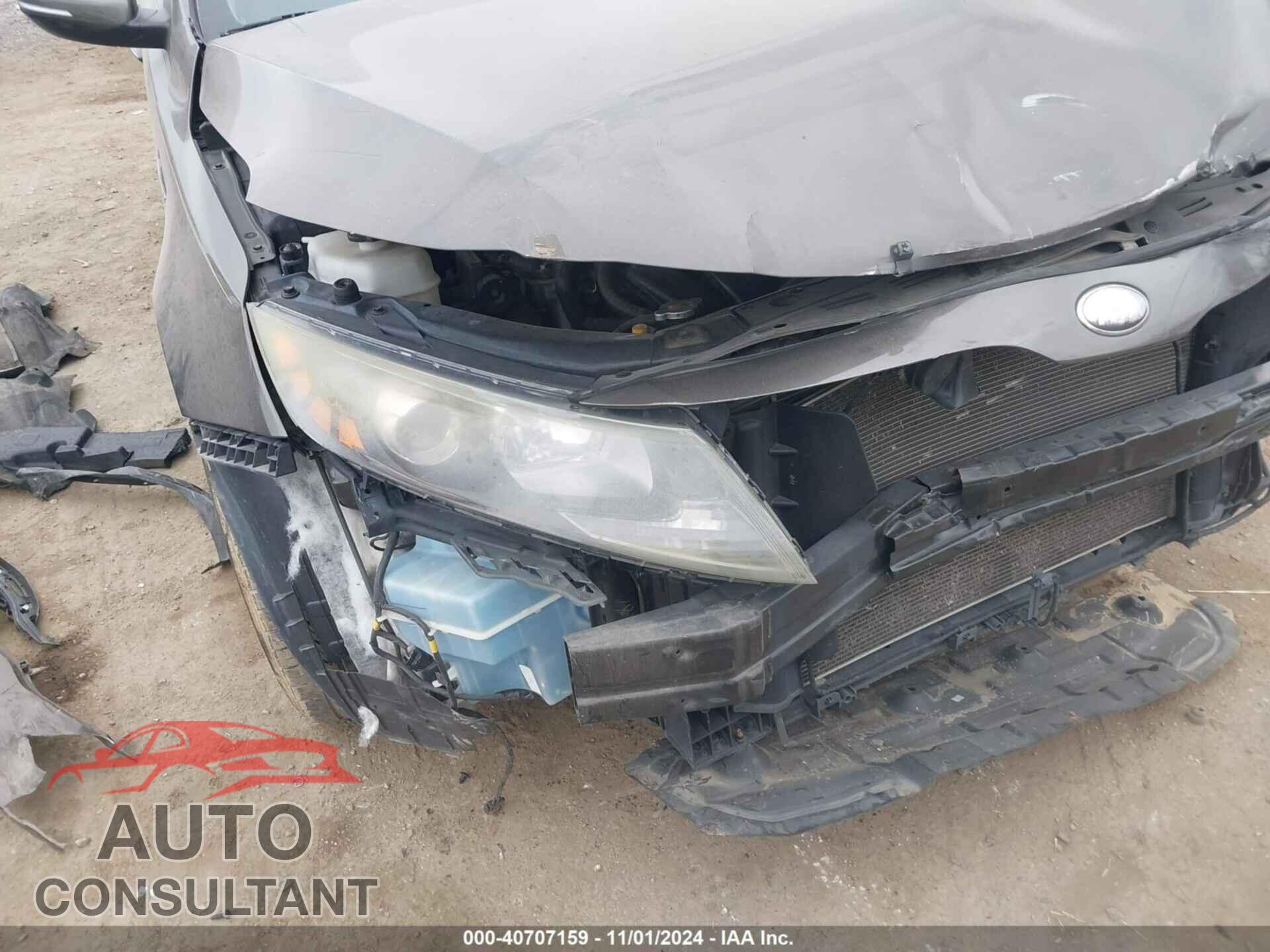 KIA OPTIMA 2013 - 5XXGM4A71DG221908