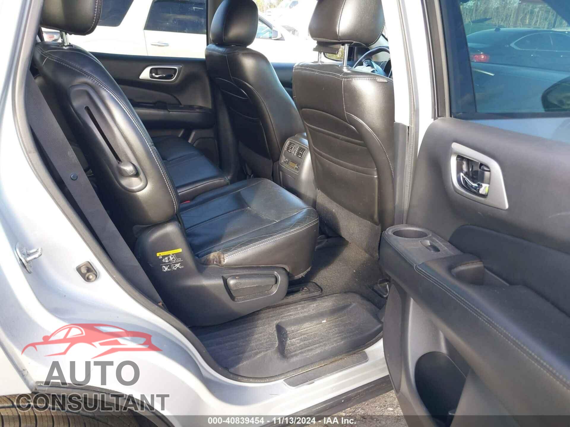 NISSAN PATHFINDER 2013 - 5N1AR2MN5DC614926