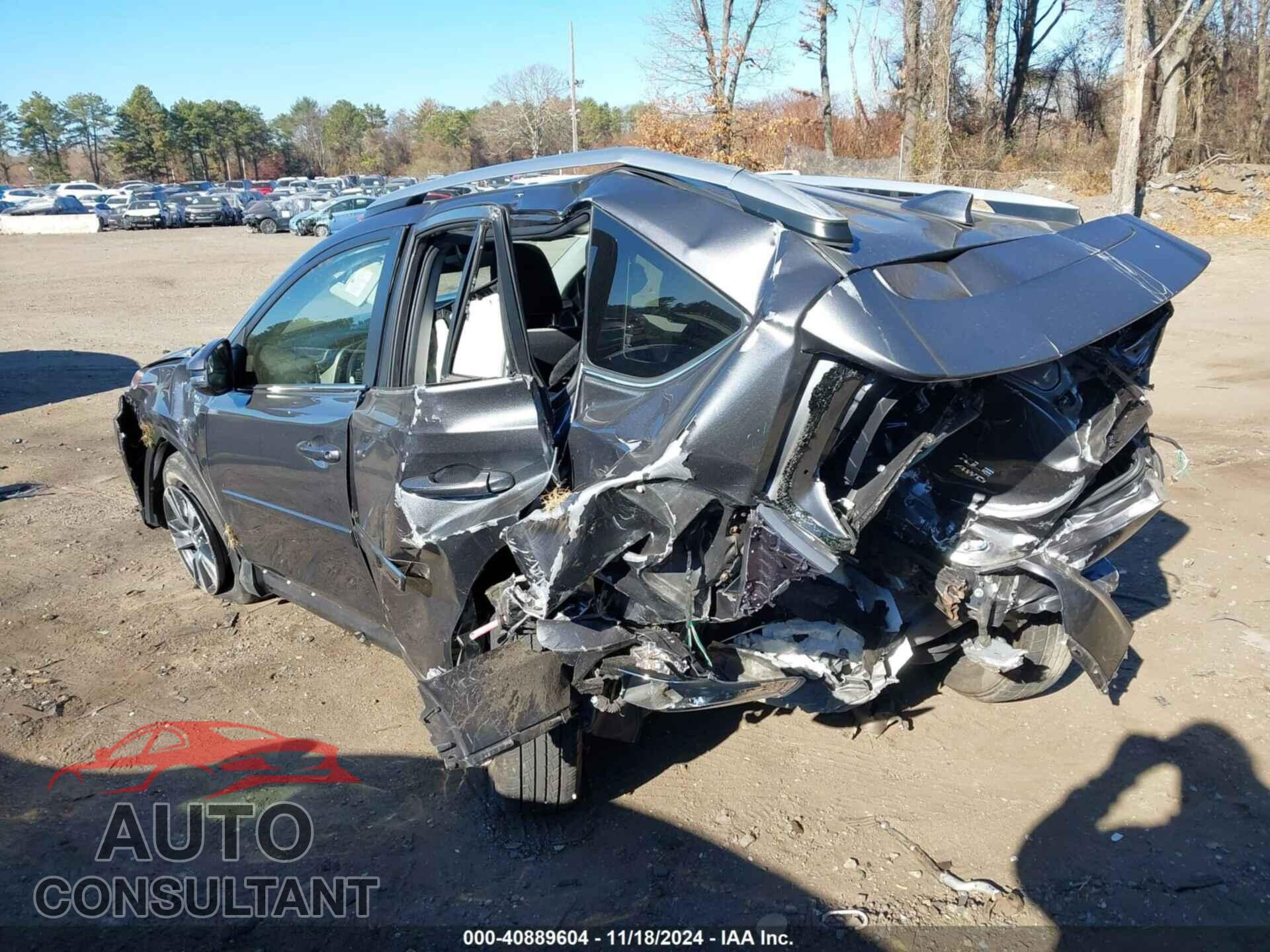 TOYOTA RAV4 2017 - JTMRFREV3HJ707498