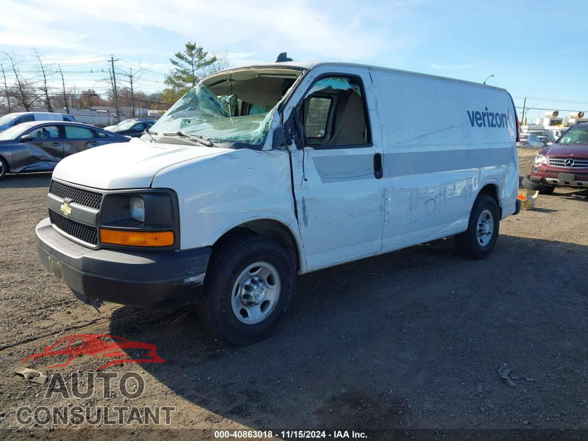 CHEVROLET EXPRESS 2500 2017 - 1GCWGAFF8H1350134