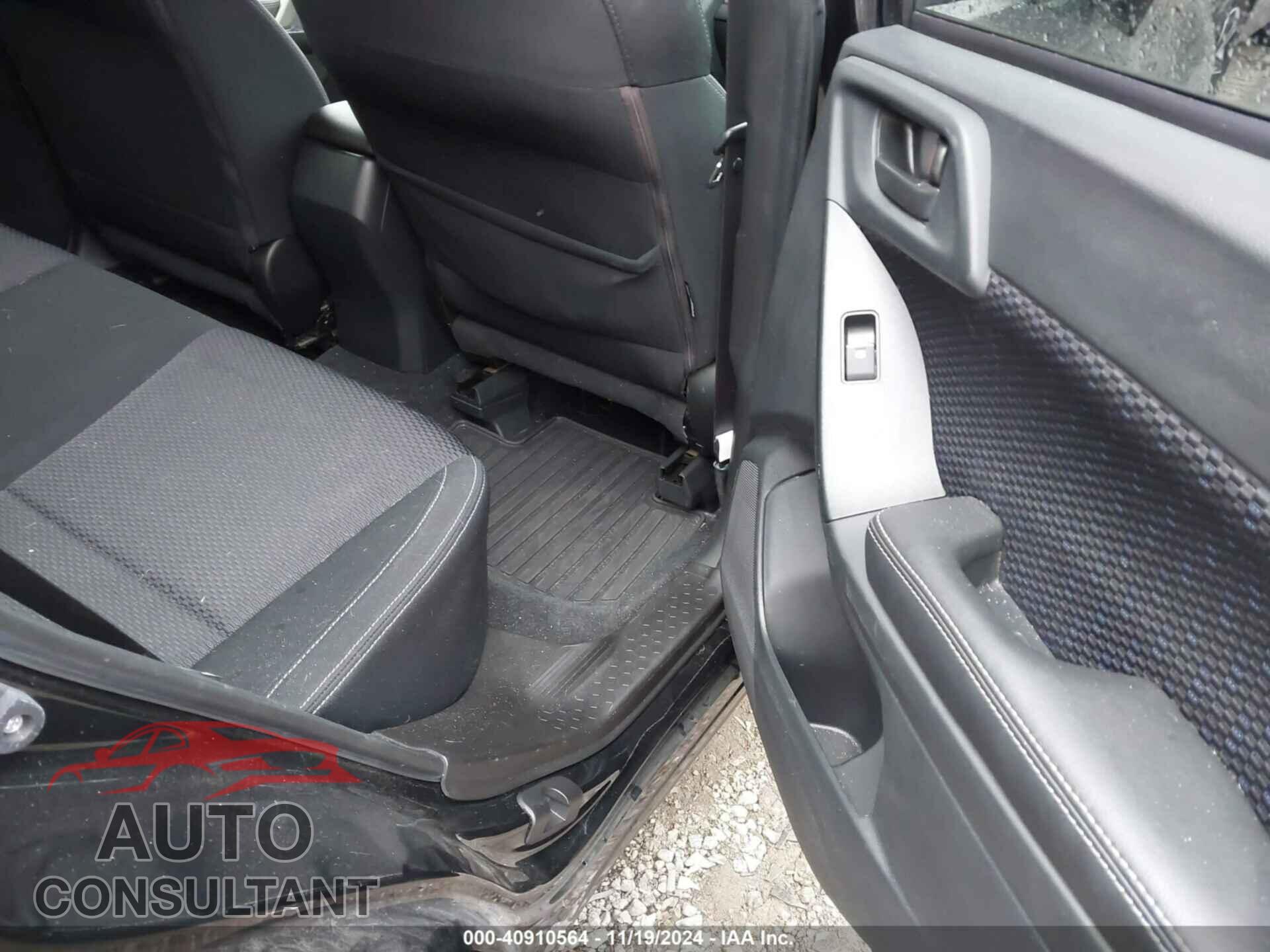 SUBARU FORESTER 2017 - JF2SJAEC9HH572682
