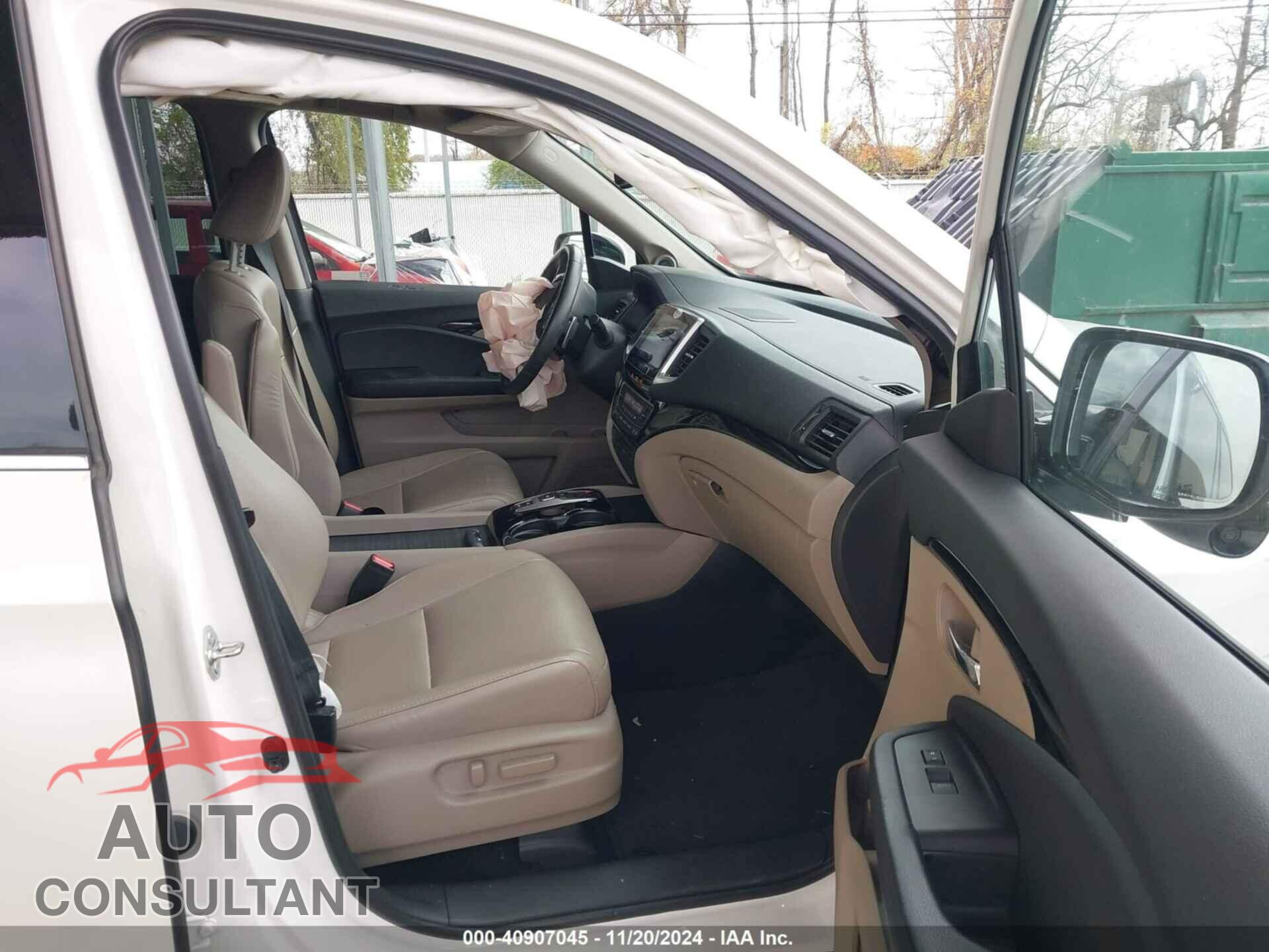 HONDA PILOT 2018 - 5FNYF6H98JB020328