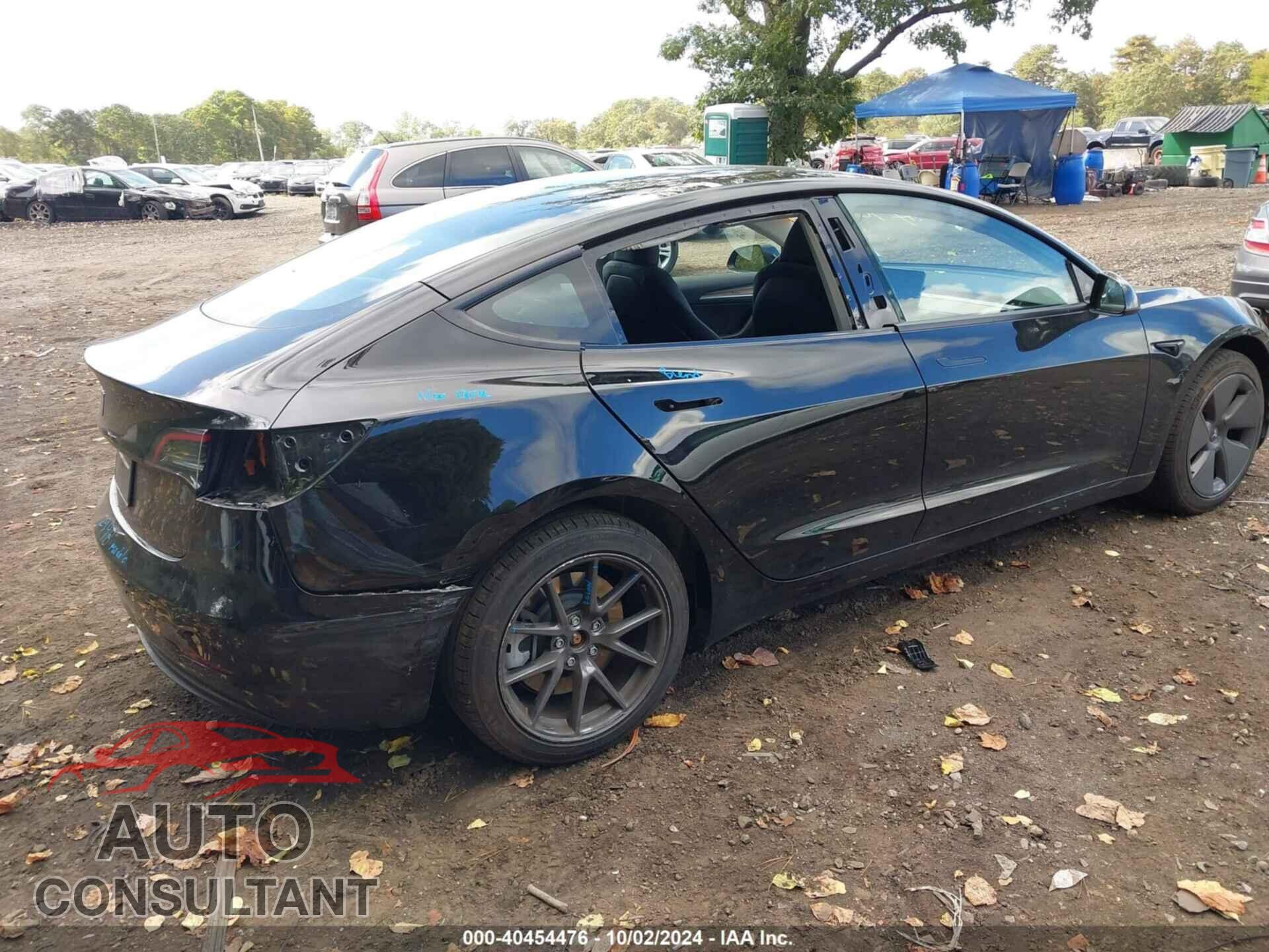 TESLA MODEL 3 2023 - 5YJ3E1EA0PF686655