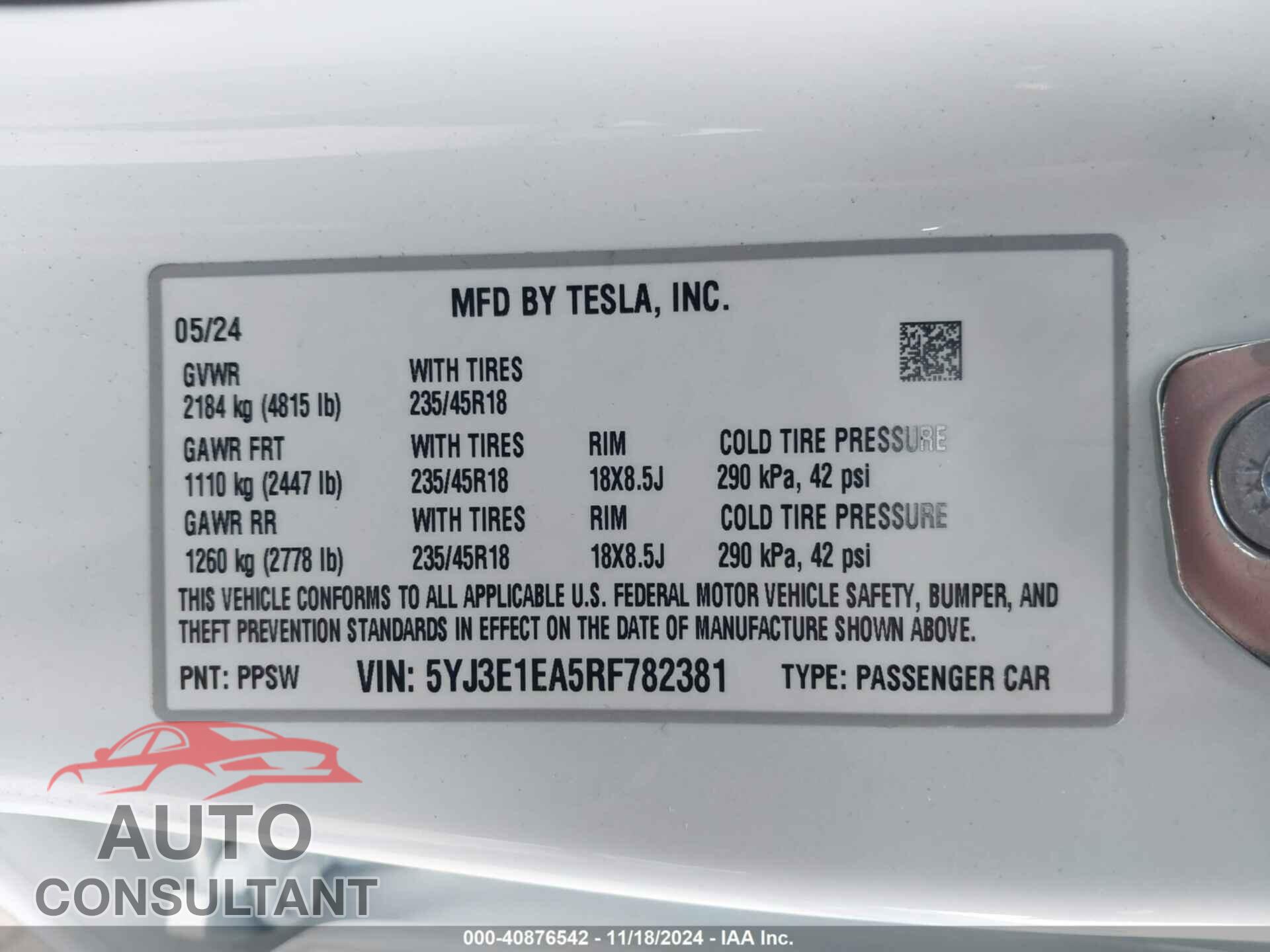 TESLA MODEL 3 2024 - 5YJ3E1EA5RF782381