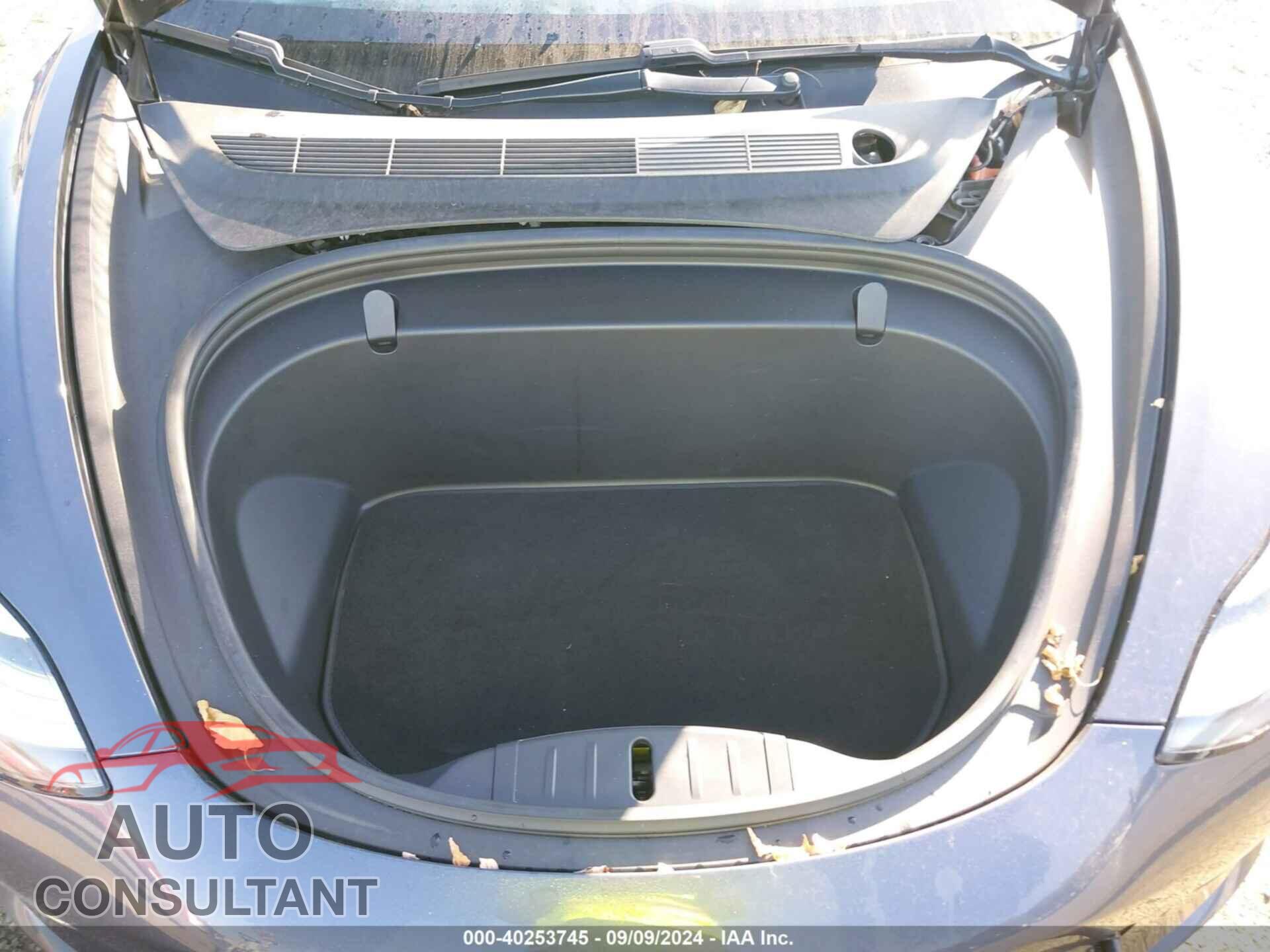 TESLA MODEL 3 2018 - 5YJ3E1EA3JF026729