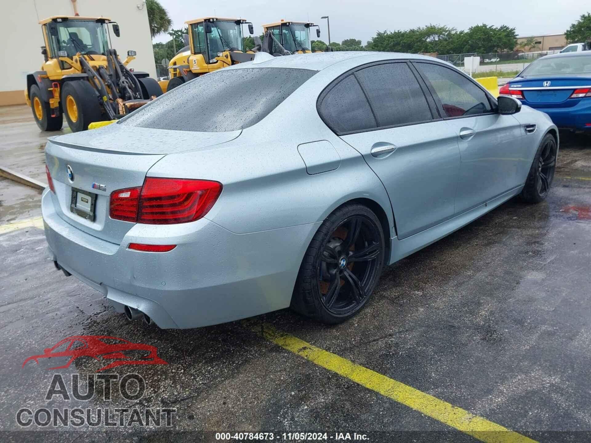 BMW M5 2015 - WBSFV9C57FD595236