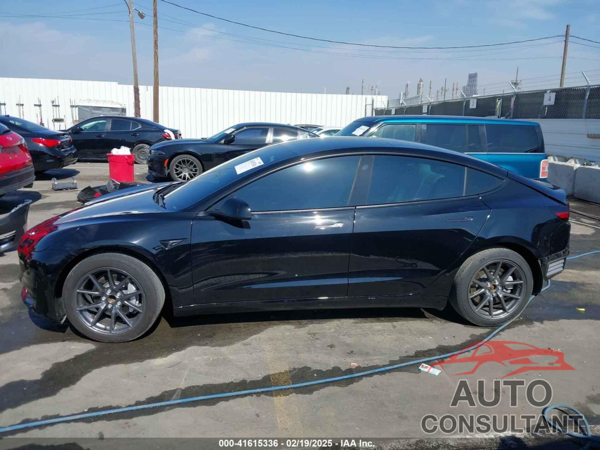 TESLA MODEL 3 2023 - 5YJ3E1EA9PF670602