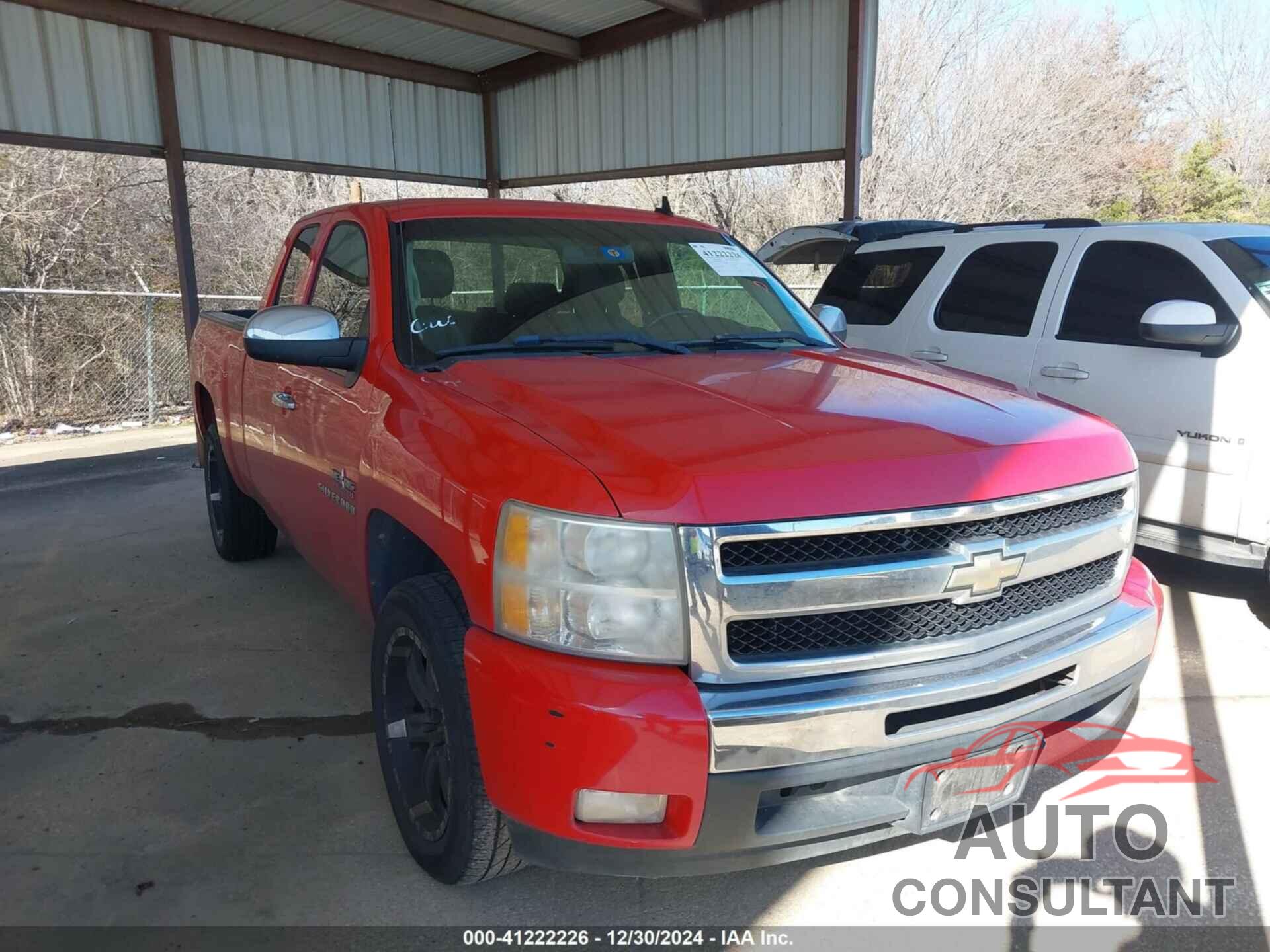 CHEVROLET SILVERADO 1500 2011 - 1GCRCSE08BZ250636