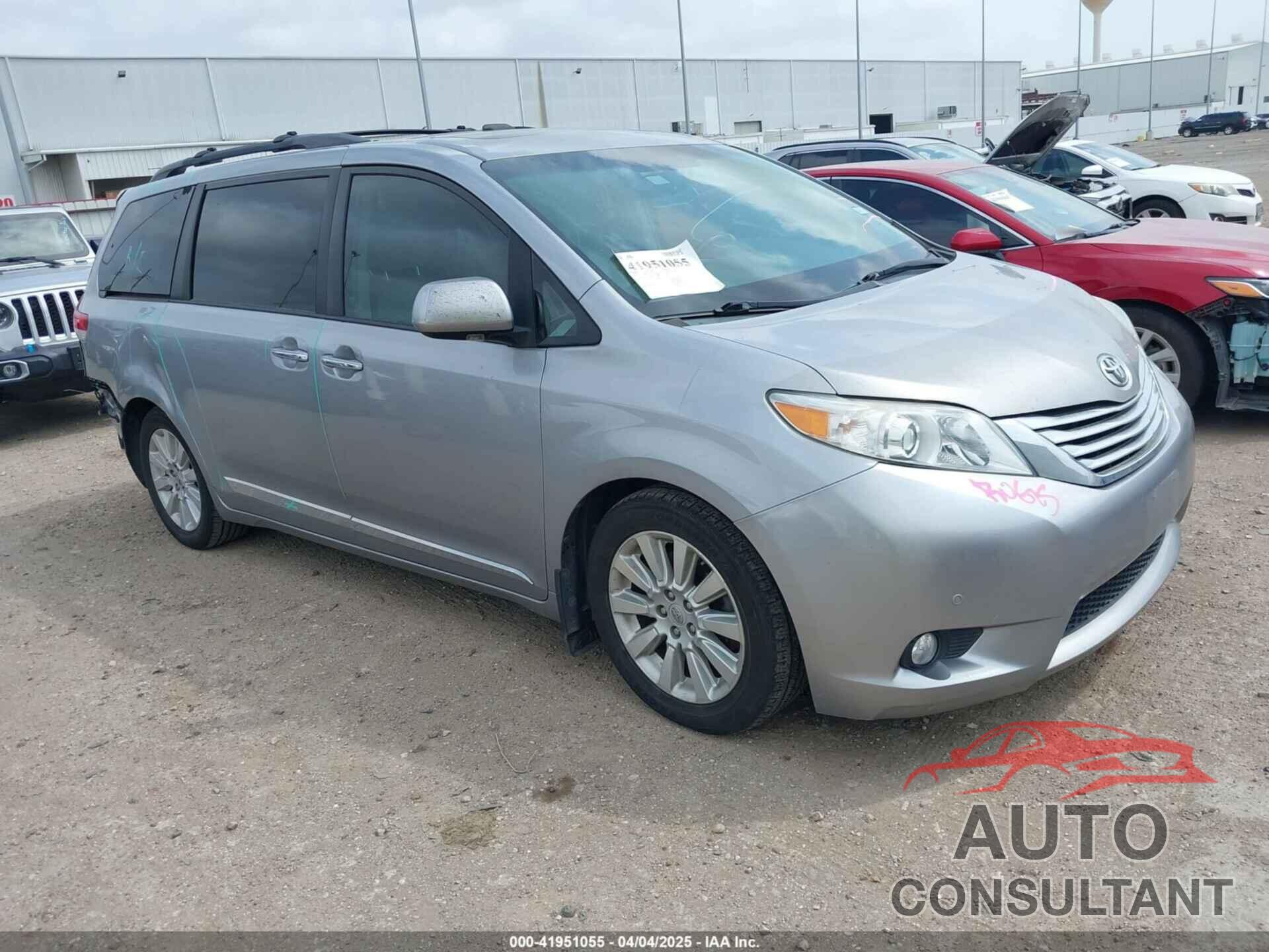 TOYOTA SIENNA 2012 - 5TDYK3DC8CS249022