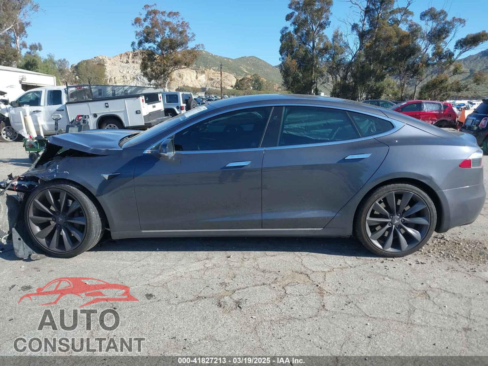 TESLA MODEL S 2017 - 5YJSA1E14HF176334