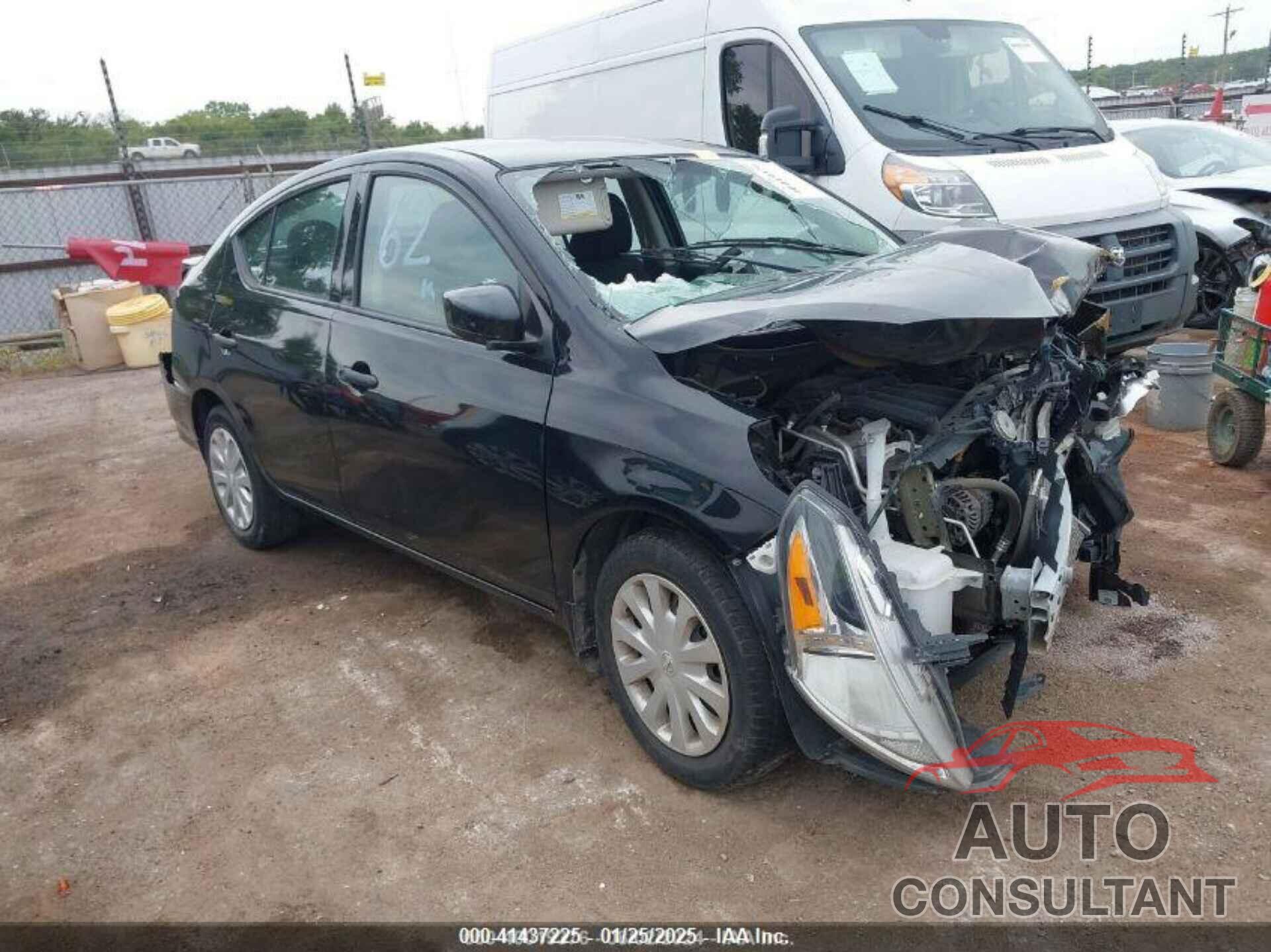 NISSAN VERSA 2018 - 3N1CN7AP4JL853401