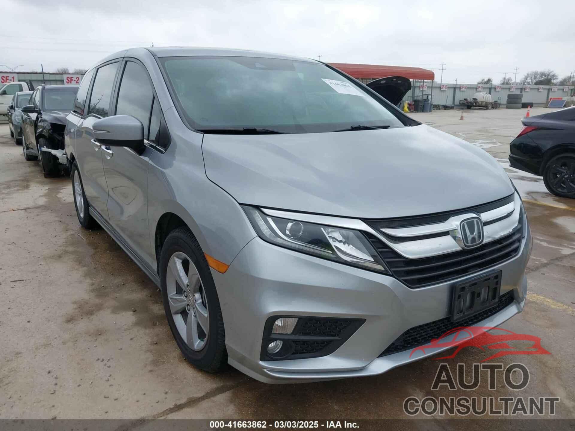 HONDA ODYSSEY 2018 - 5FNRL6H73JB105024