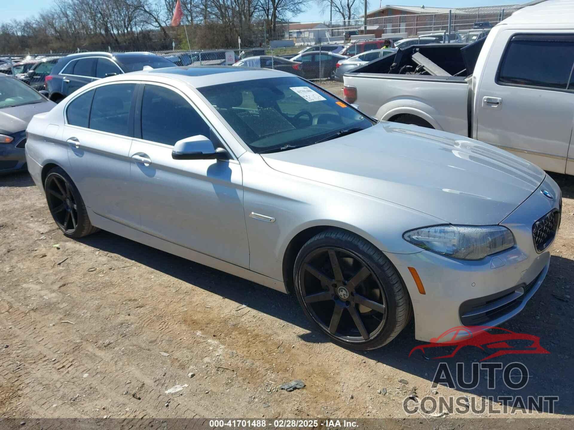 BMW 528I 2014 - WBA5A7C5XED612822