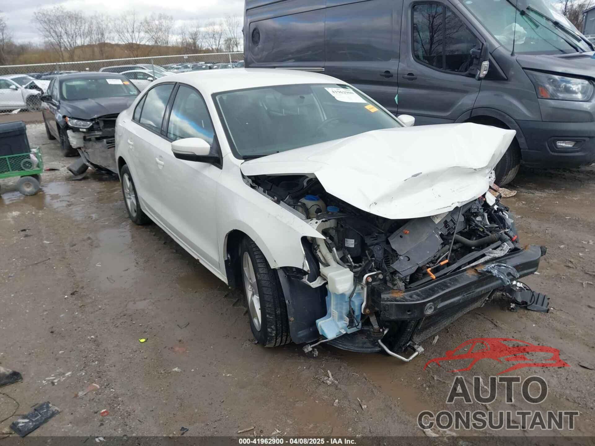 VOLKSWAGEN JETTA 2012 - 3VWLL7AJ8CM094552