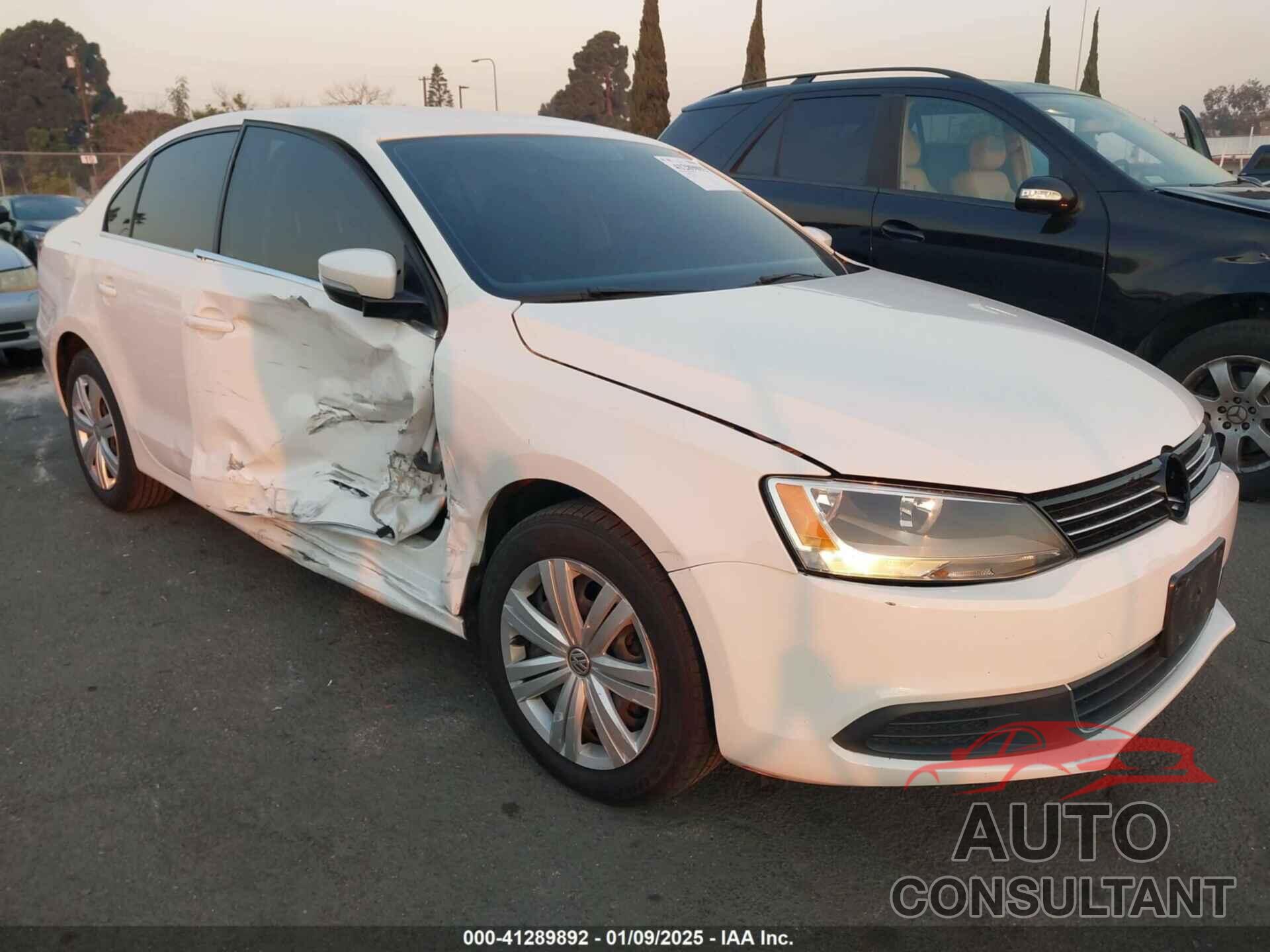 VOLKSWAGEN JETTA 2013 - 3VWDP7AJ1DM419326