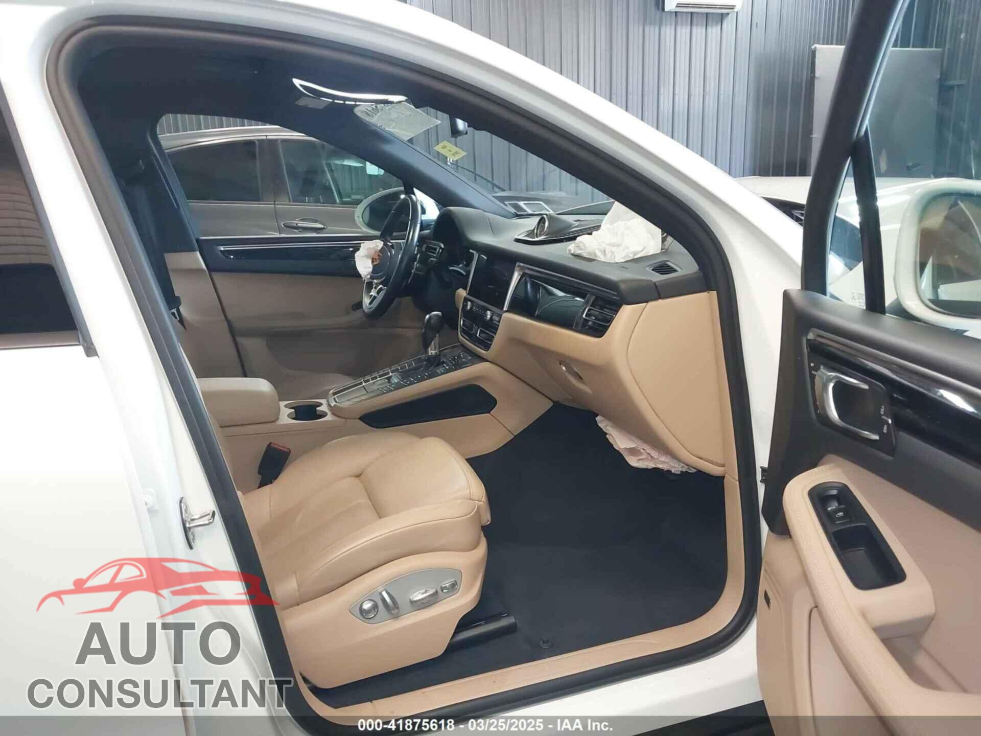 PORSCHE MACAN 2021 - WP1AA2A50MLB16891