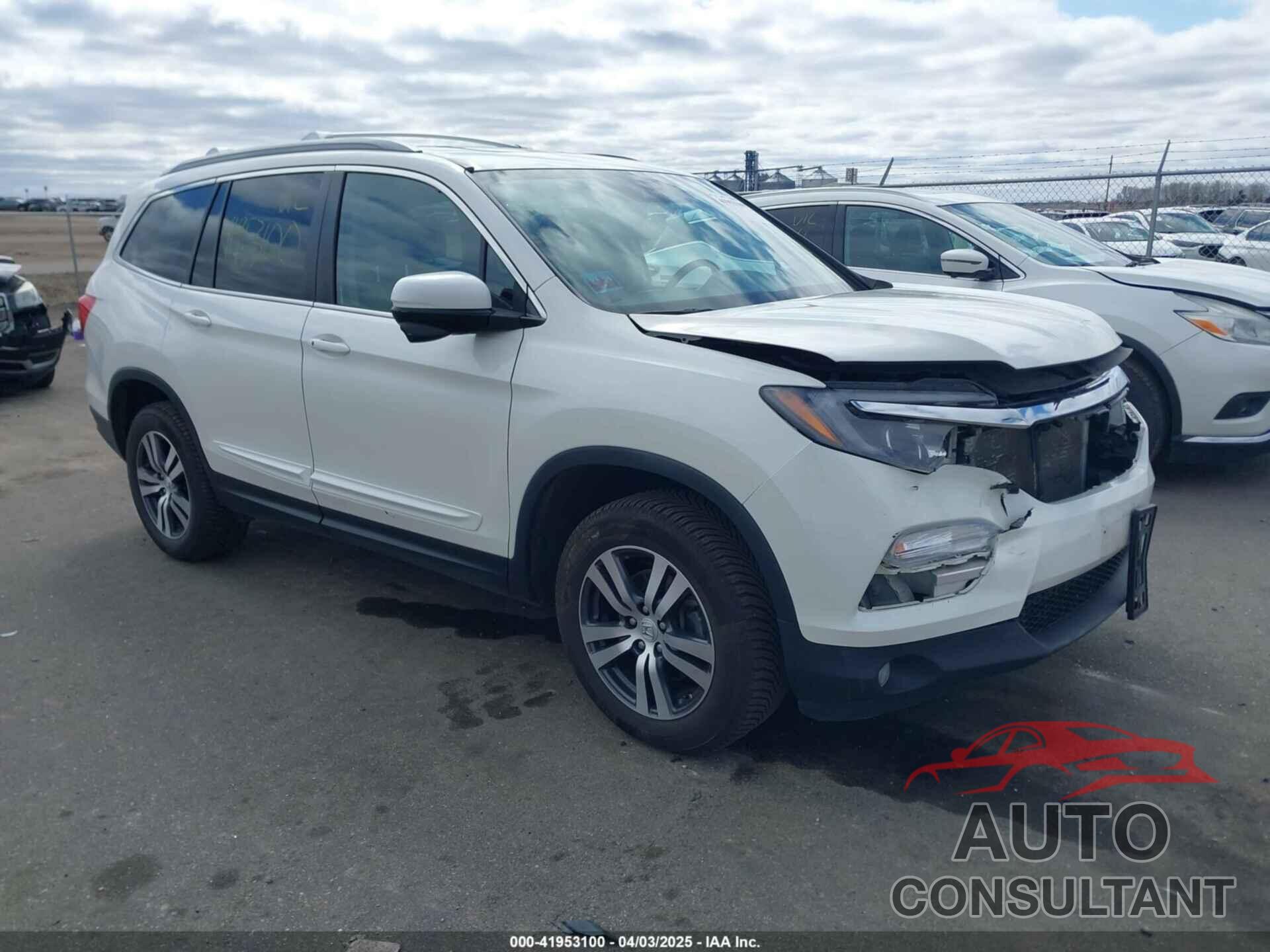 HONDA PILOT 2017 - 5FNYF6H69HB098729