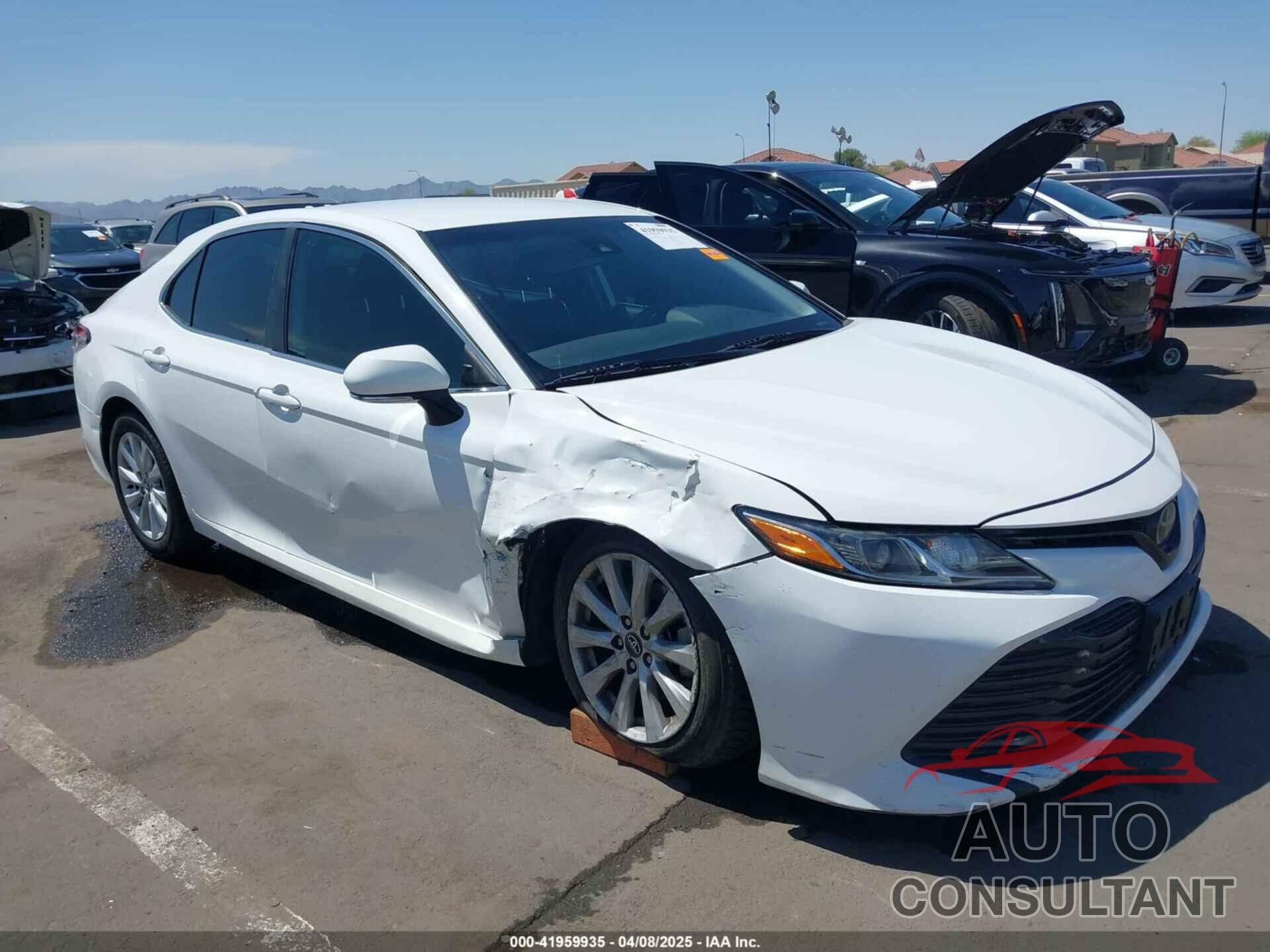 TOYOTA CAMRY 2020 - 4T1L11AK1LU899766
