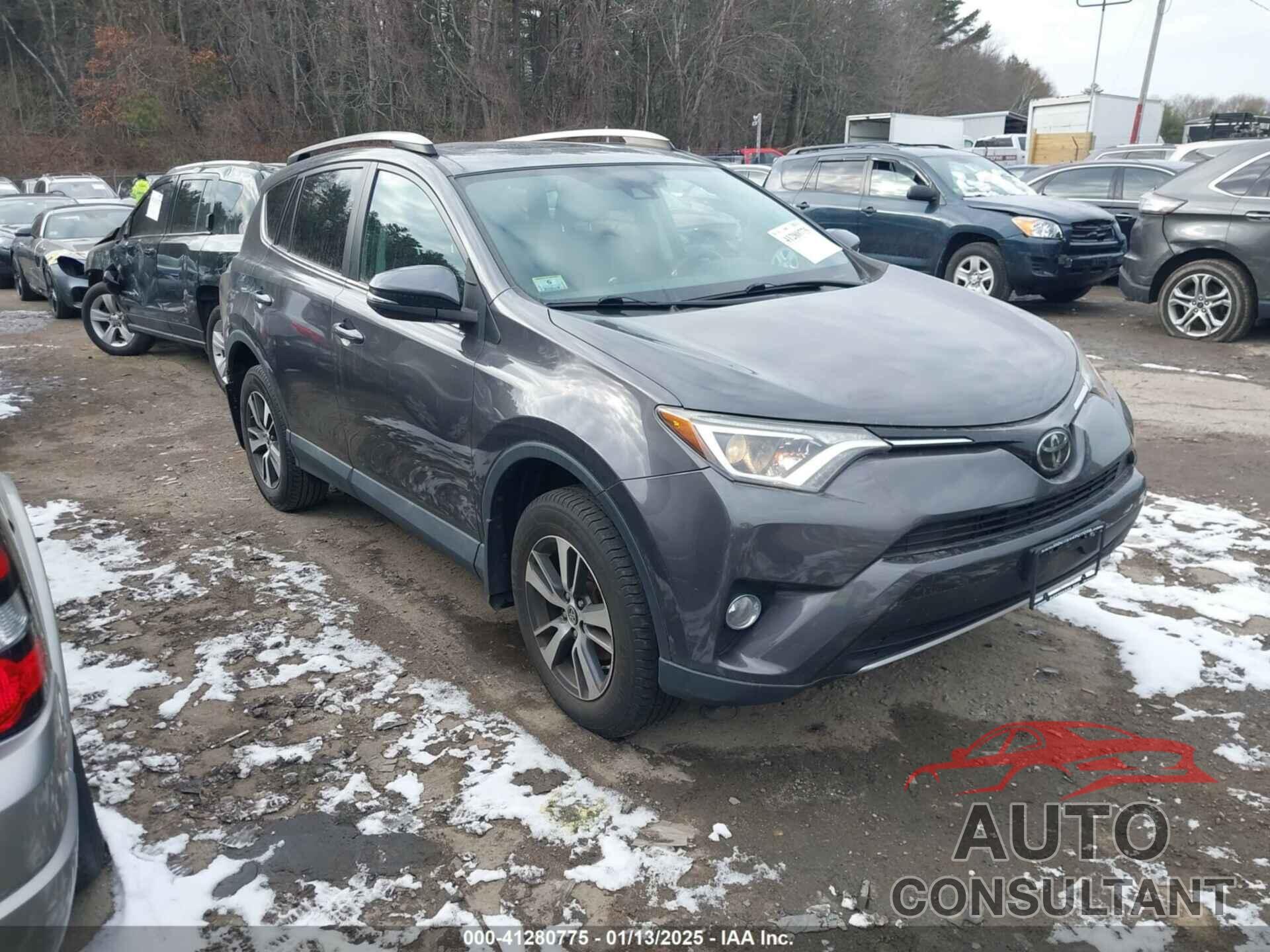 TOYOTA RAV4 2018 - 2T3RFREV2JW738510