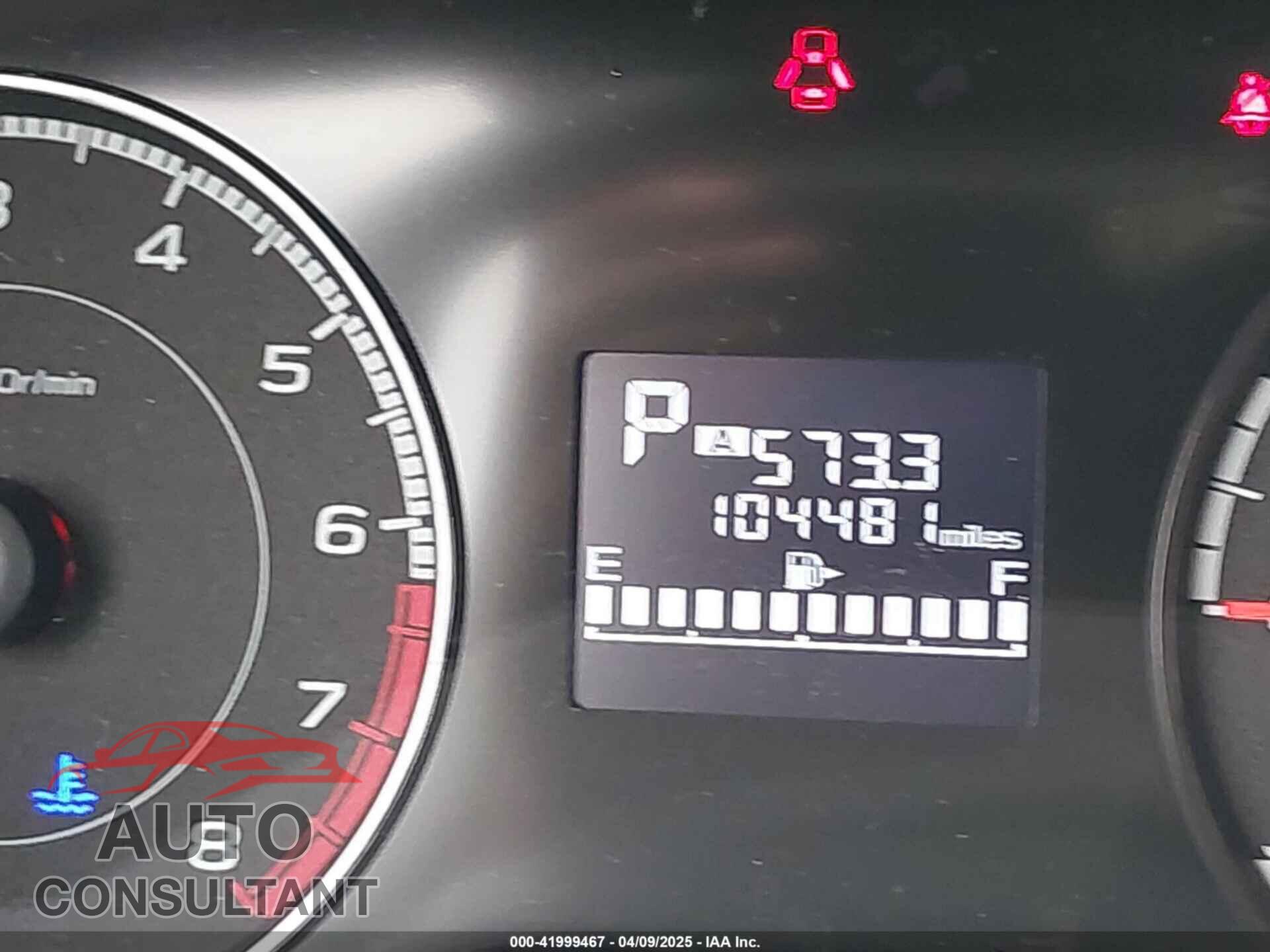 SUBARU CROSSTREK 2018 - JF2GTABC3JH257449