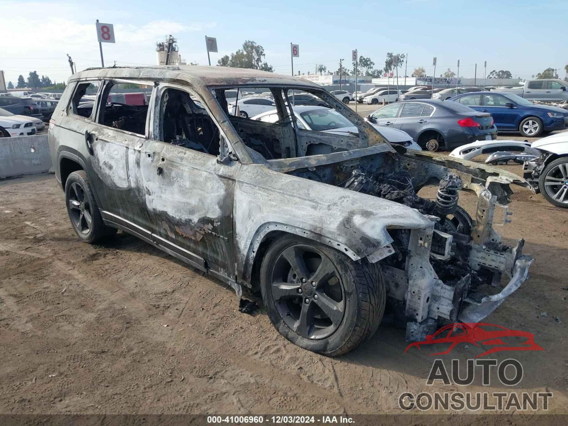 JEEP GRAND CHEROKEE L 2023 - 1C4RJJBG9P8106477