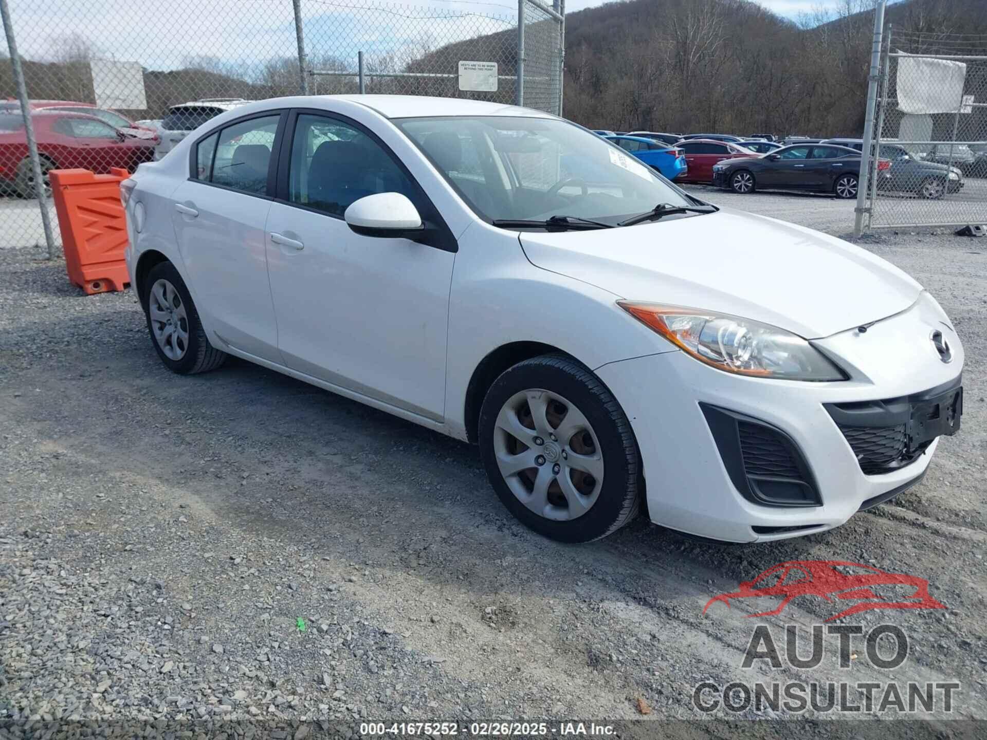 MAZDA MAZDA3 2011 - JM1BL1UF4B1395415