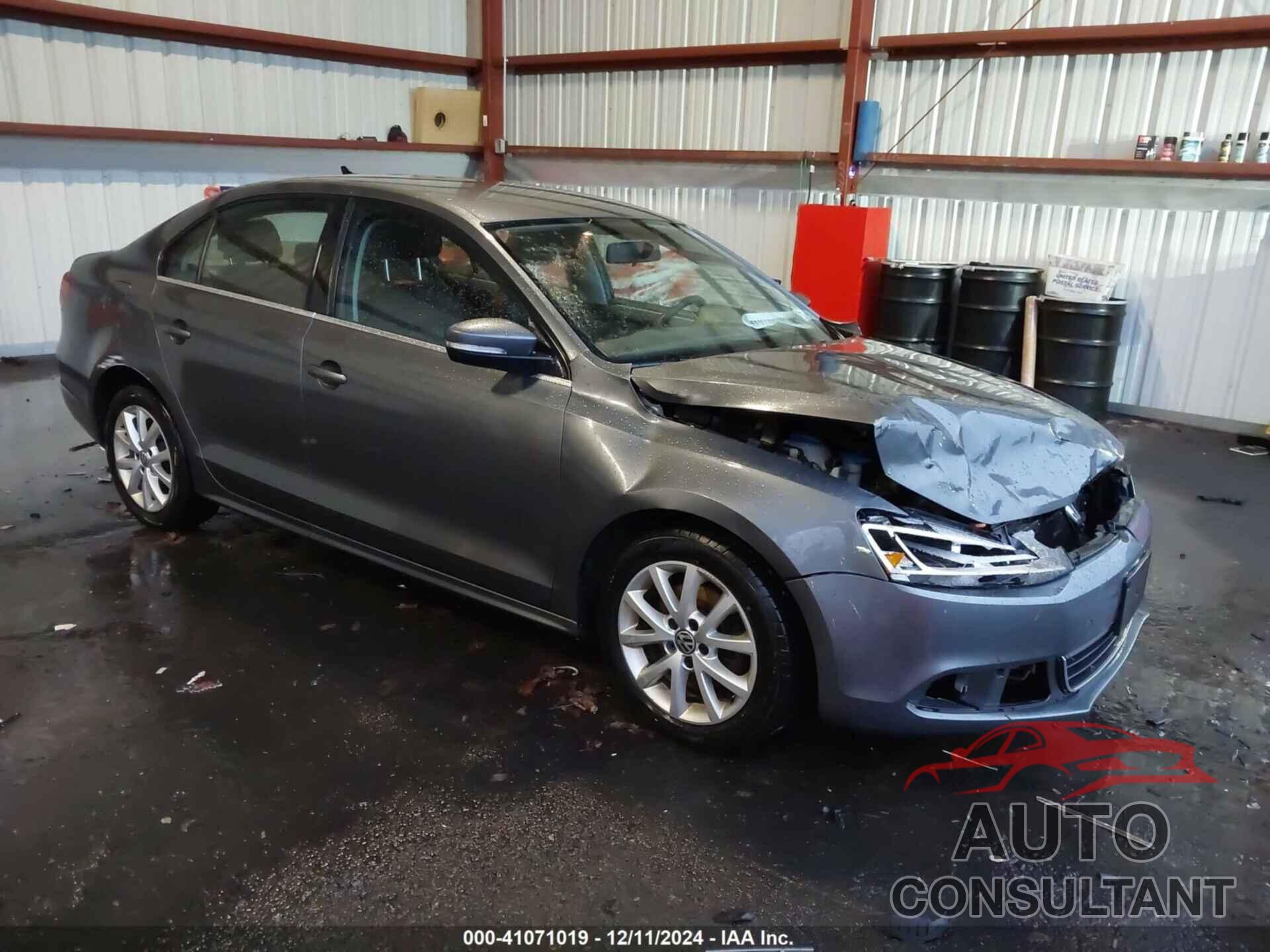VOLKSWAGEN JETTA 2013 - 3VWDP7AJ8DM307168