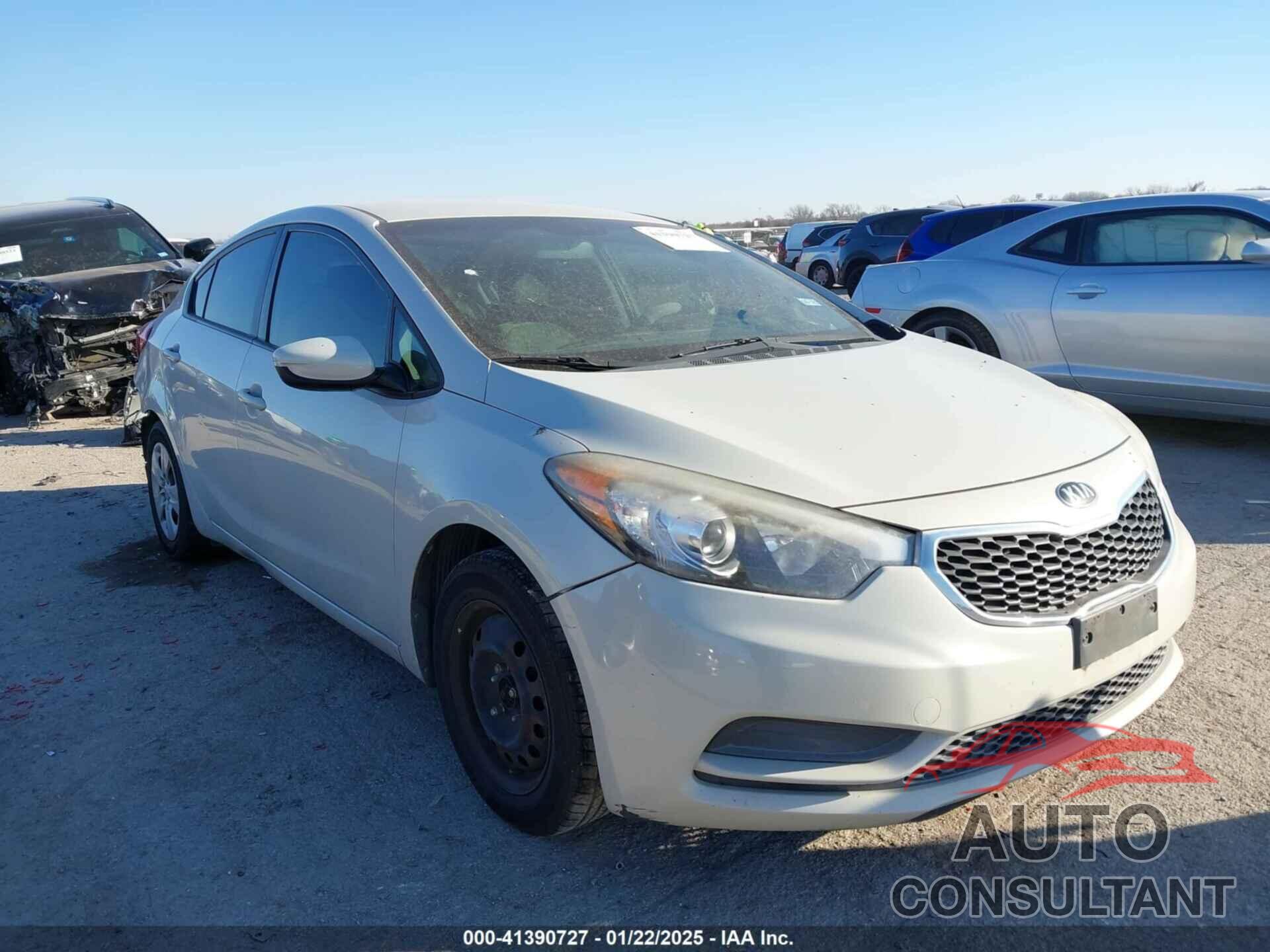 KIA FORTE 2015 - KNAFK4A6XF5259621