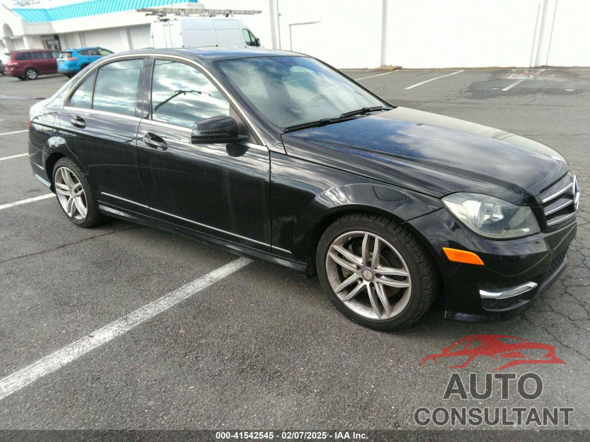 MERCEDES-BENZ C 2014 - WDDGF8AB6ER321318