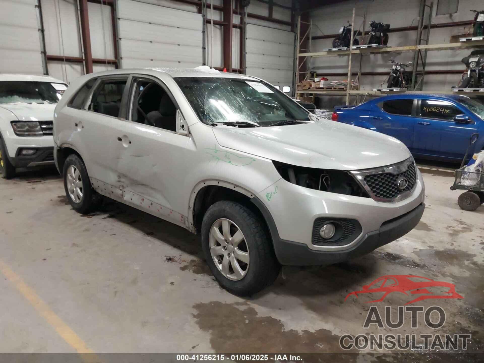 KIA SORENTO 2013 - 5XYKT3A10DG407633
